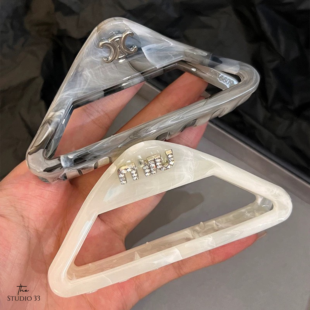 高級感鏤空三角鯊魚夾(特價)