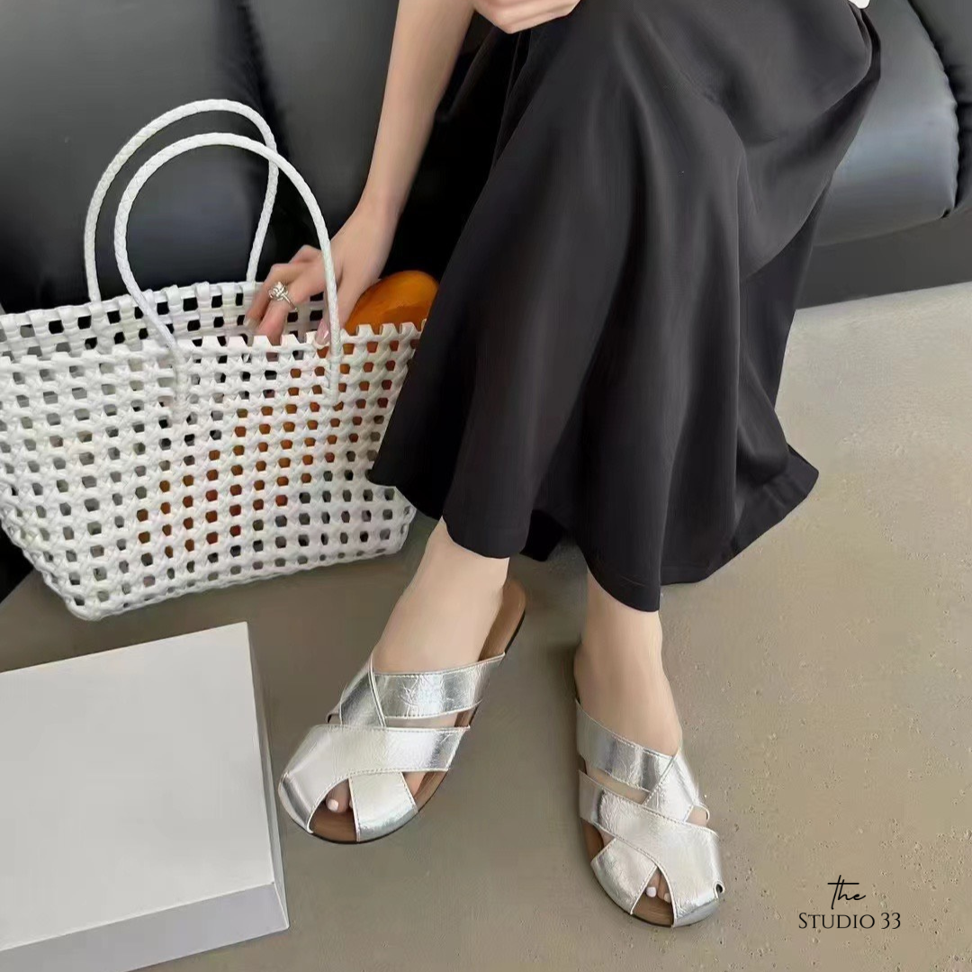 輕便軟底編織平底涼拖