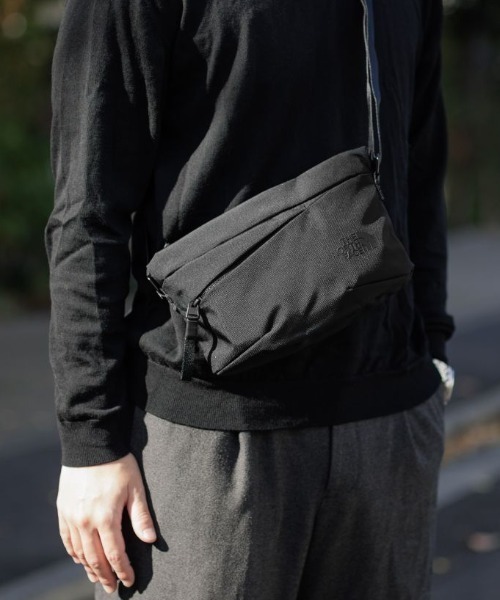 【新品】THE NORTH FACE Pyrenees Shoulder S The North Face] Pyrenees Shoulder S BlackJapanese Shipping
