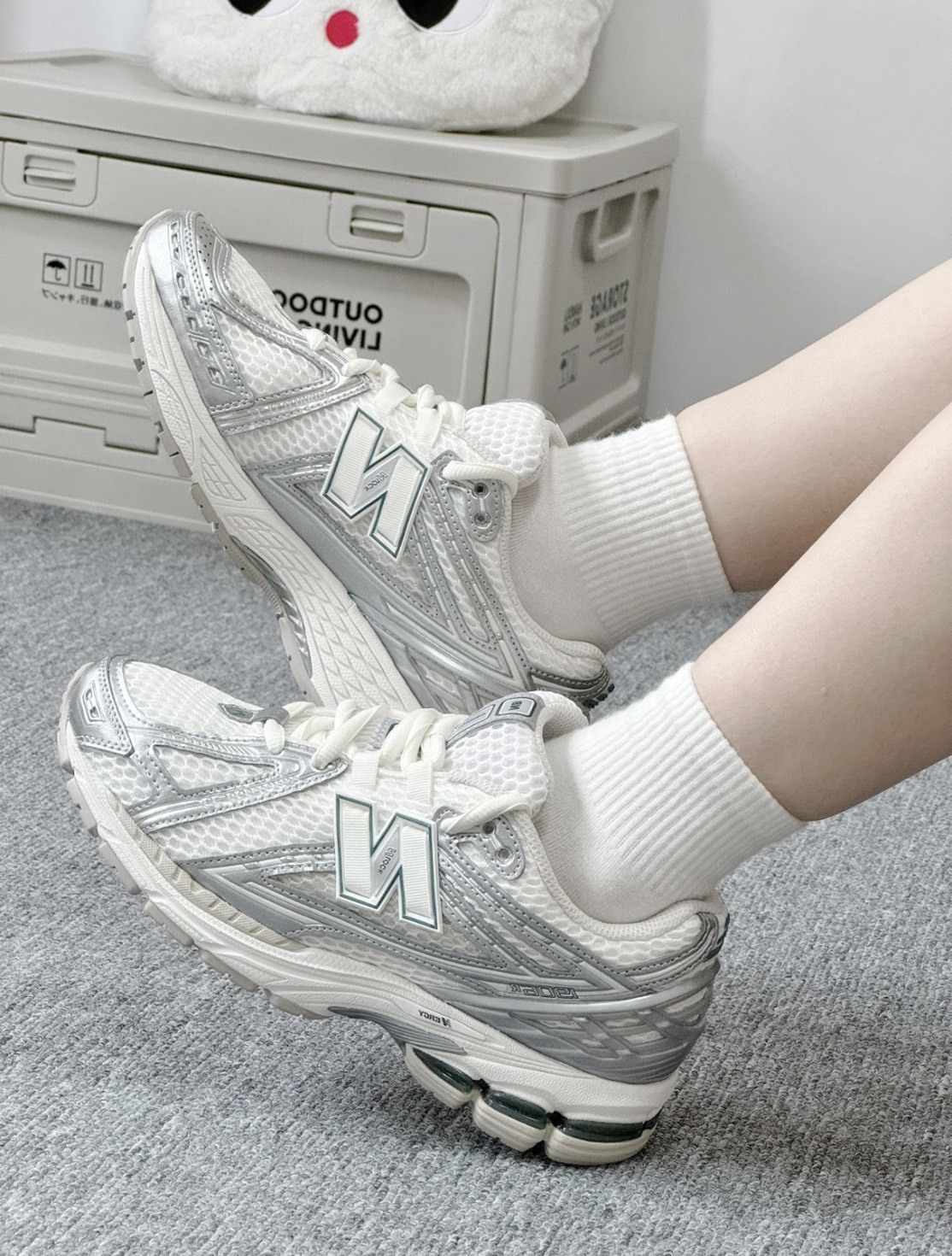 <現貨> New Balance NB 1906R 銀灰 白銀 復古 老爹鞋 M1906REE