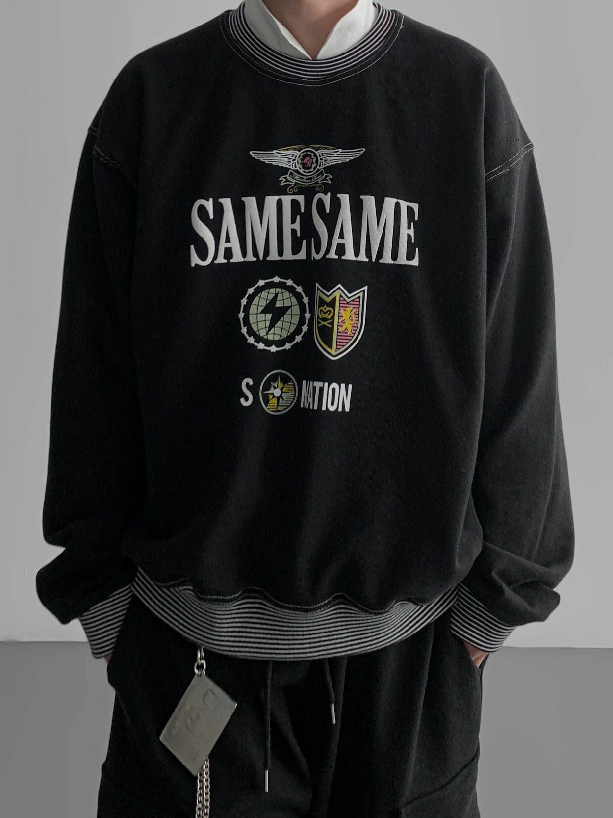 反領英文字圖案衛衣 SUB-034T