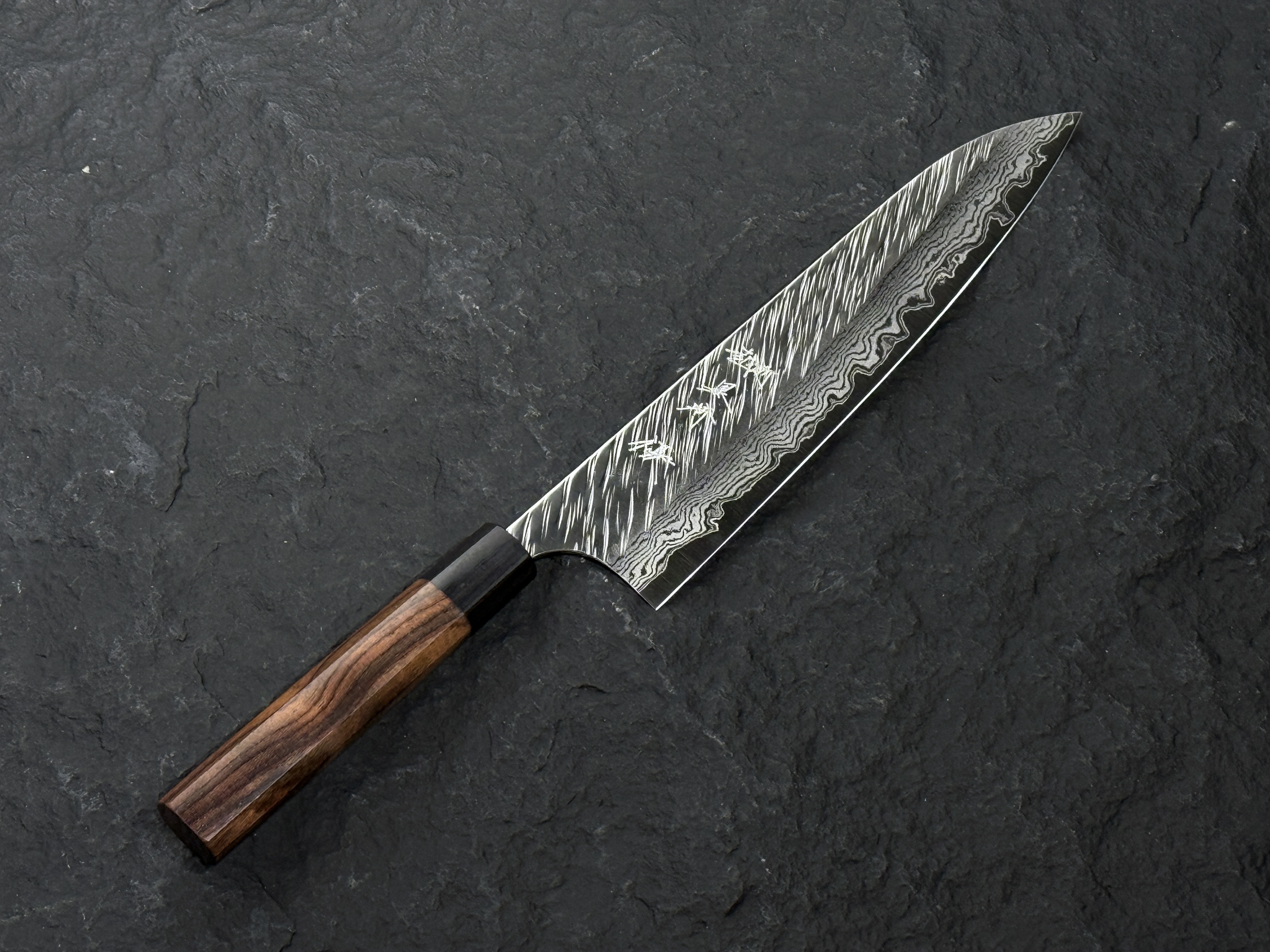 黑崎優 風神 VG10 大馬士革鋼 牛刀 紫檀柄