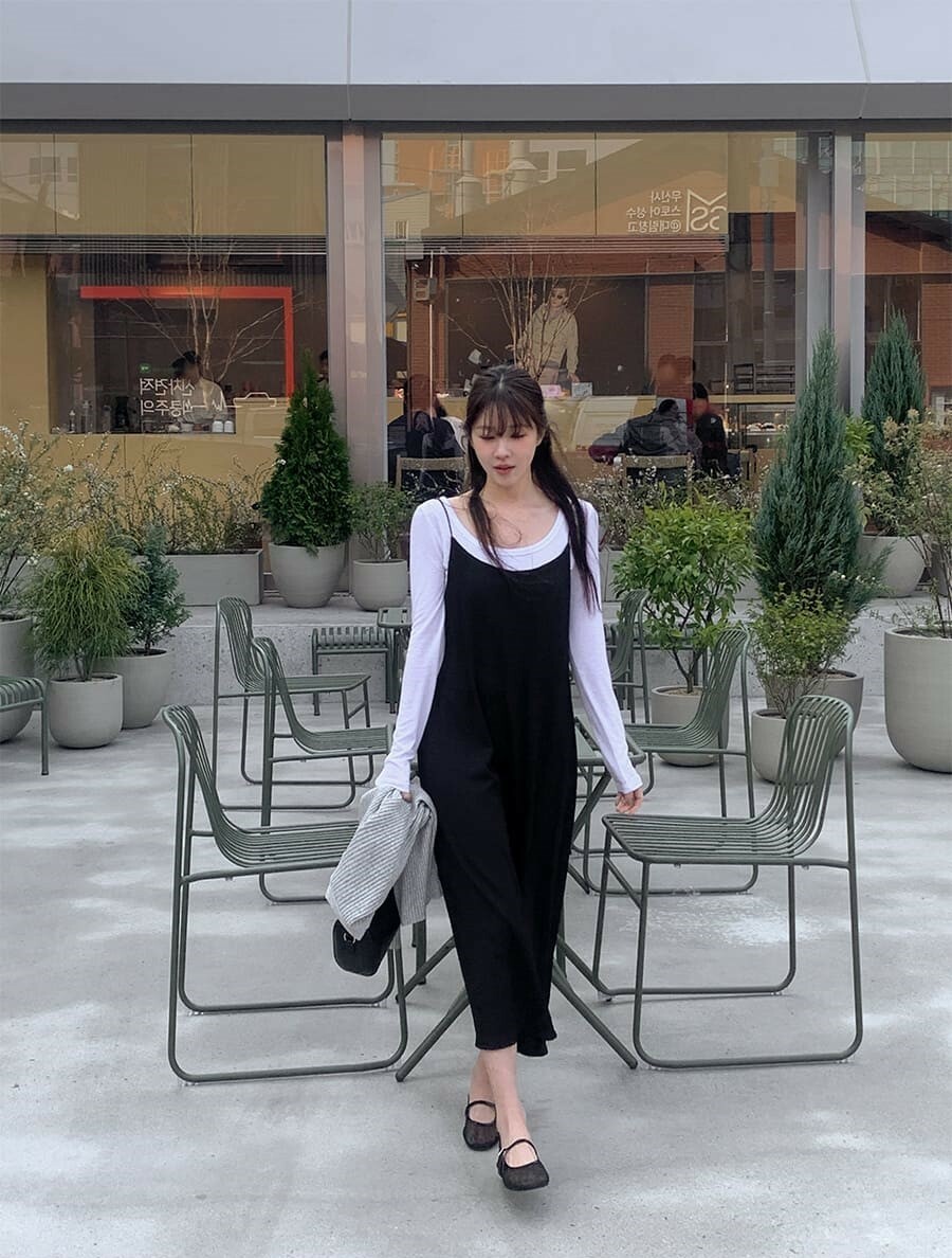 韓國Cherrykoko授權 早春鬆弛特調立體皺感細肩洋裝