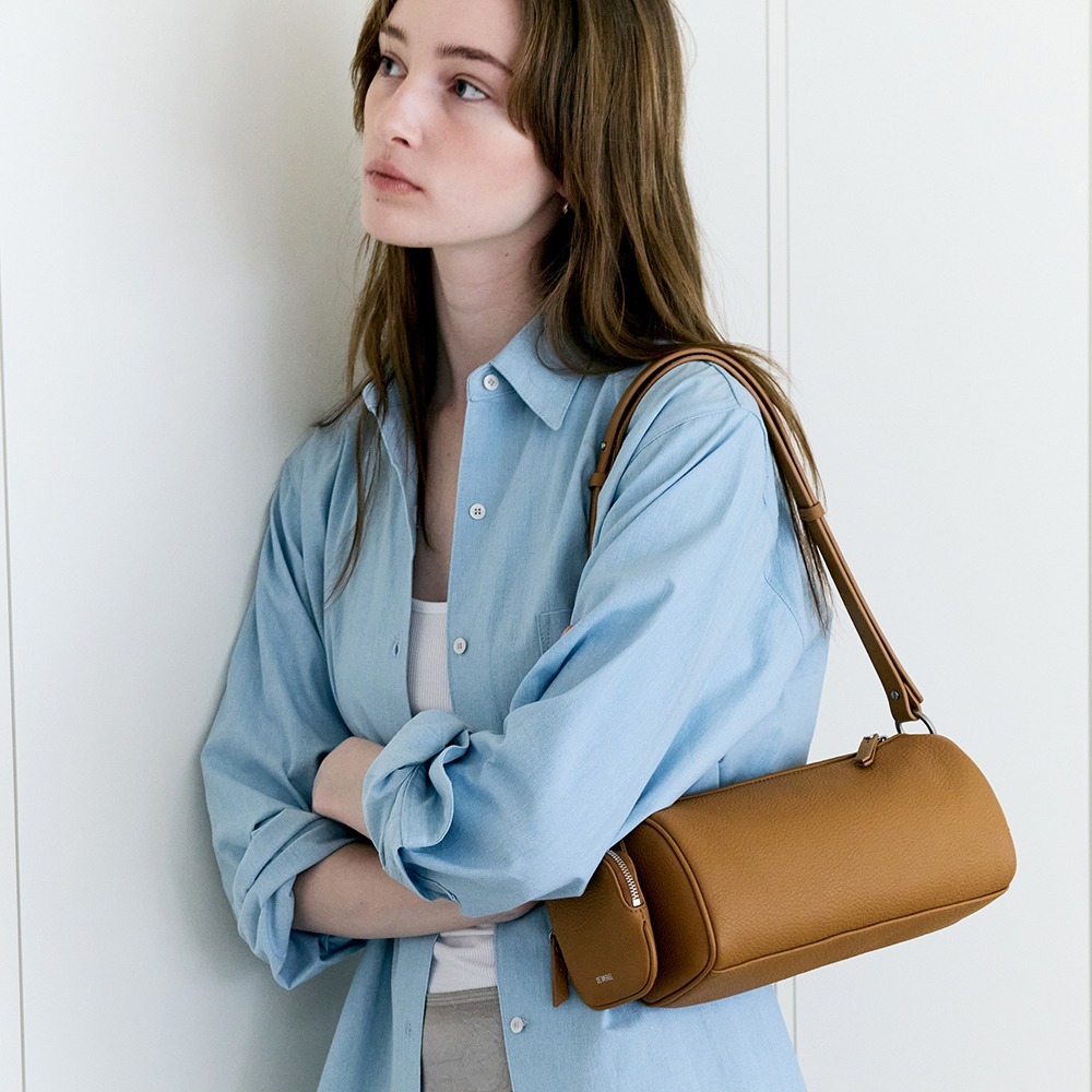 Demeriel Basset Round Bag