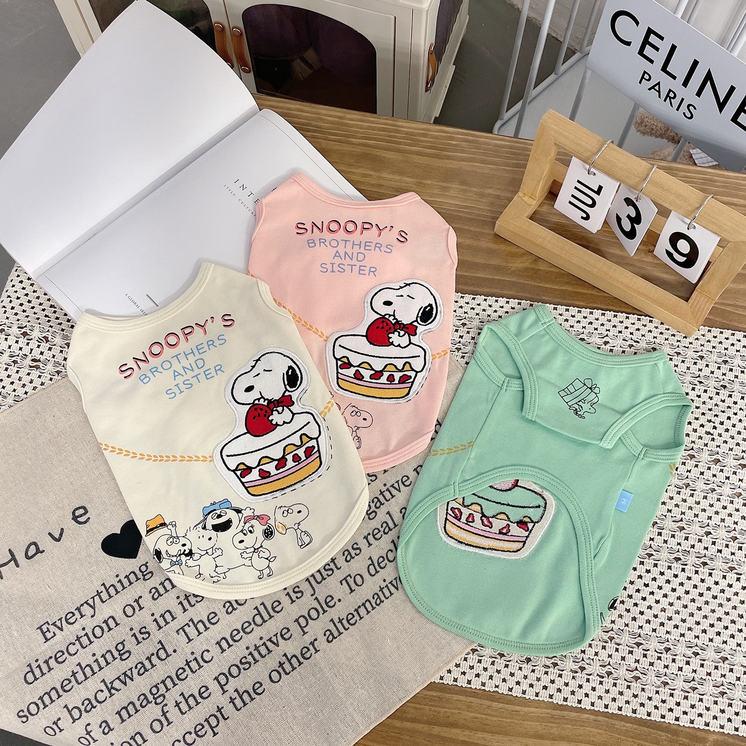 宠物衣服卡通刺绣 小狗背心