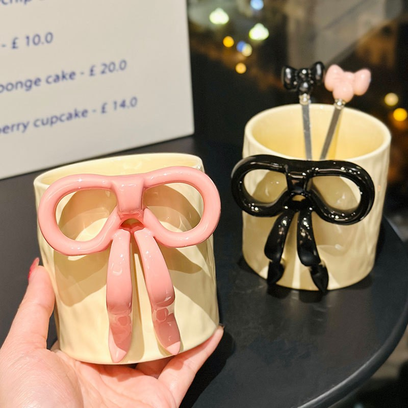 Dreamy 3D Bowknot Mug with Lid & Spoon