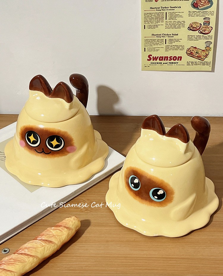 Adorable Siamese Kitty Mug with Lid