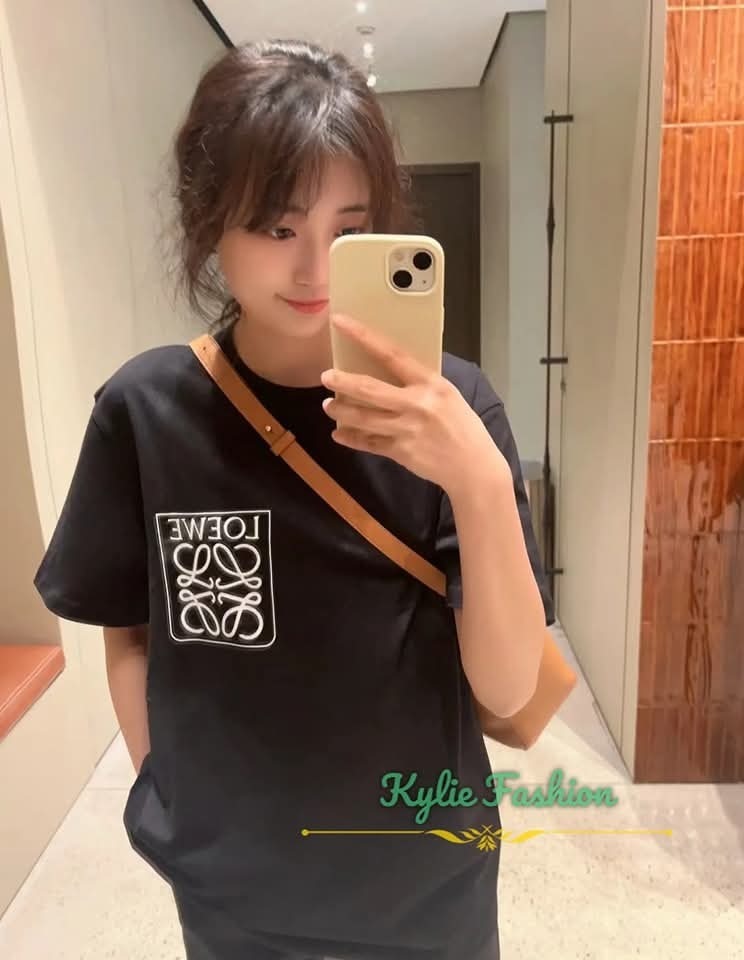 LOEWE 黑色基礎 模糊字母Logo Tee