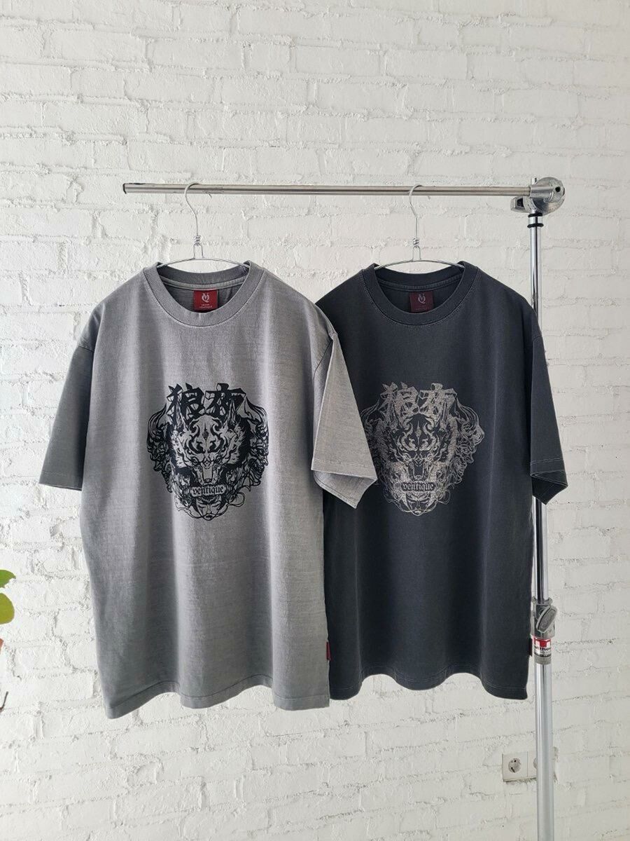 英文字圖案短袖Tee VENTIQUE-043T