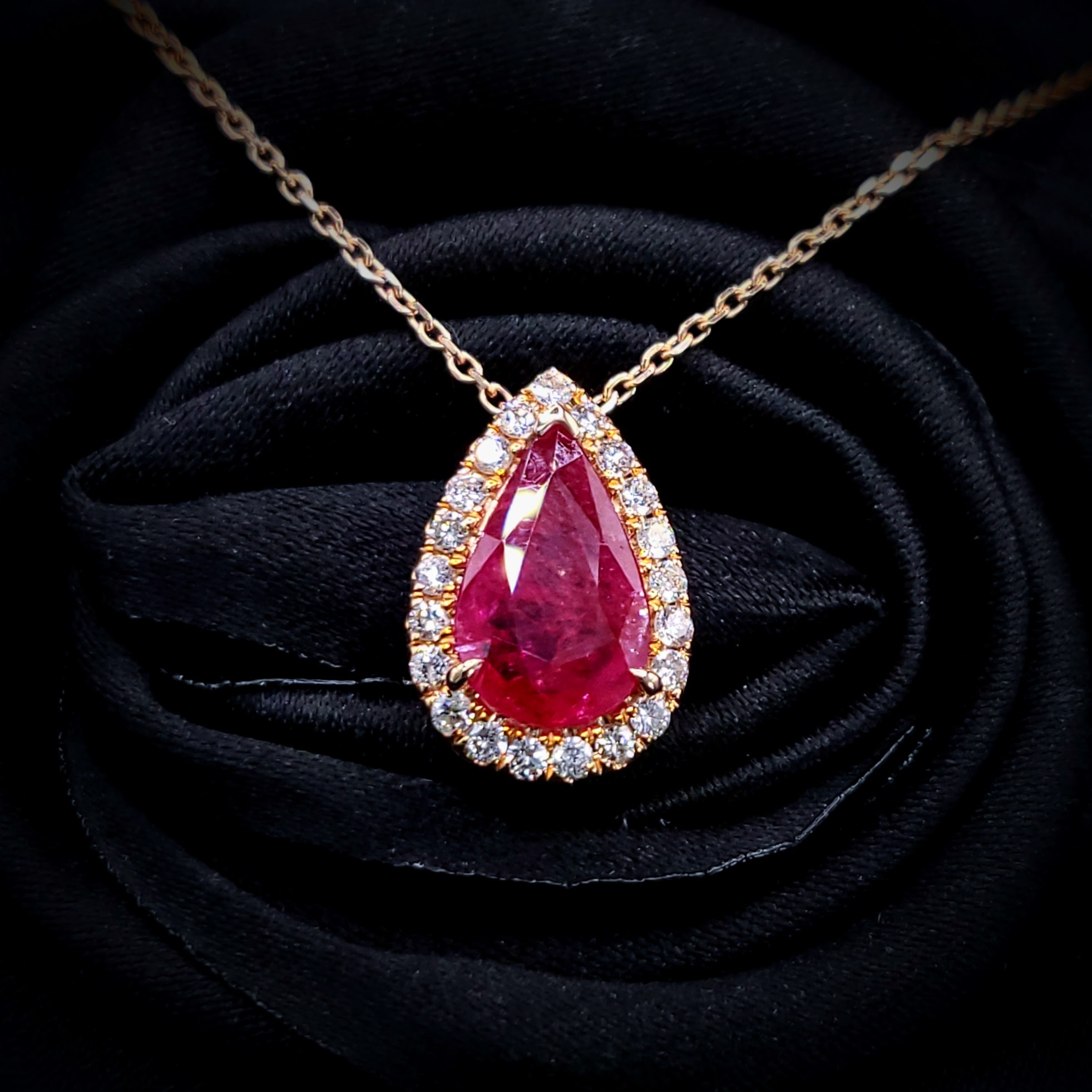 18K Rose Gold 1.77ct Ruby and Diamond Pendant