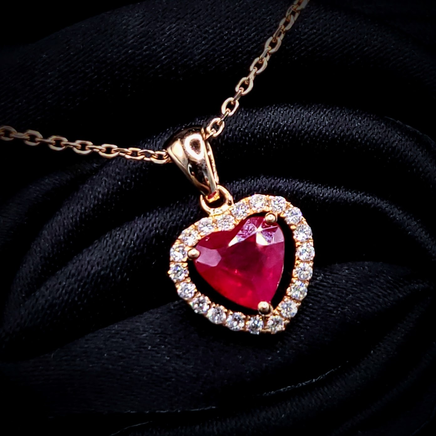 18K Rose Gold 1.01ct Ruby and Diamond Pendant