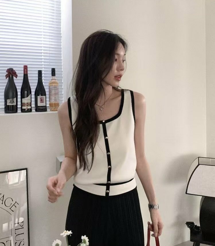 NY45 人造絲拼色銀扣針織背心