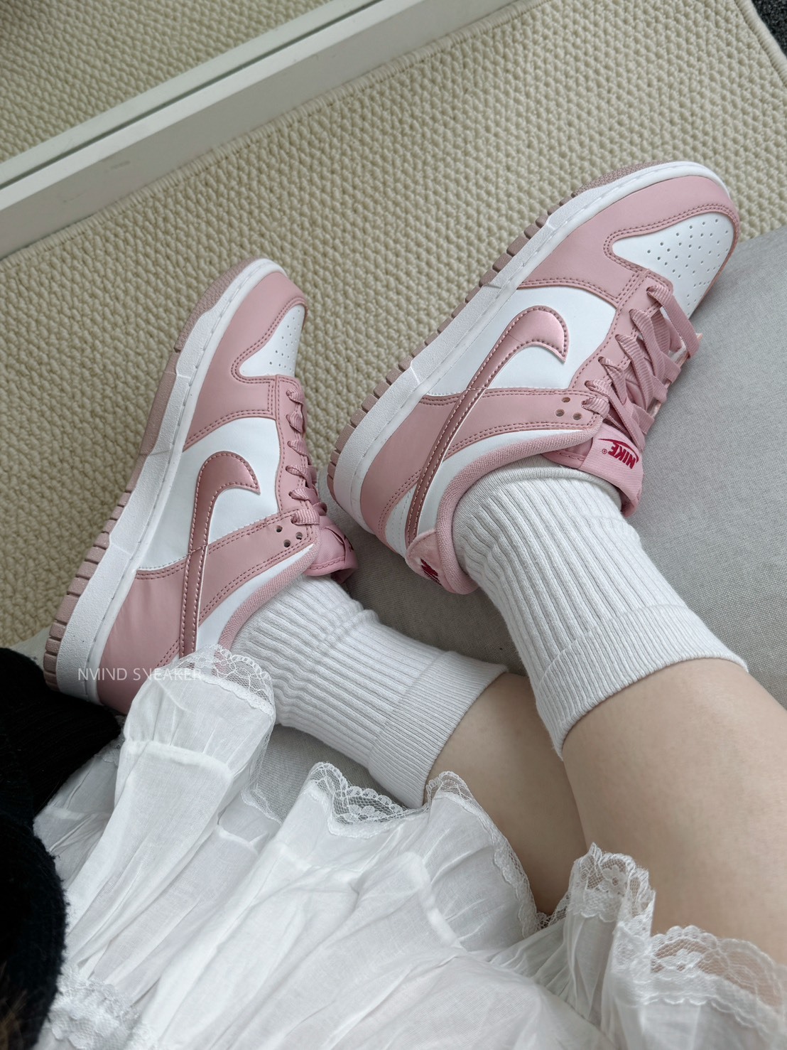 <快速出貨> Nike Dunk Low "Pink Velvet" 緞面櫻花粉 大童