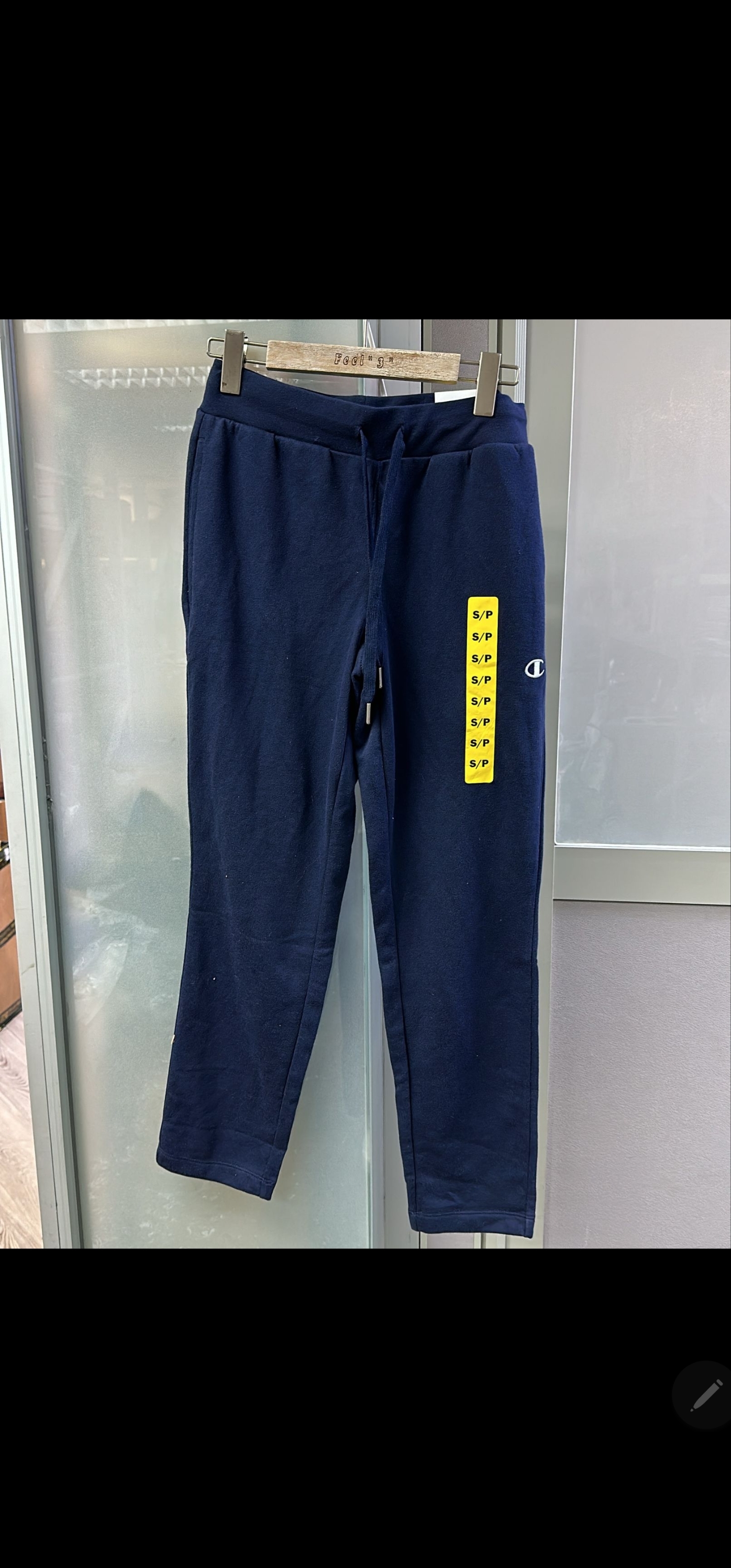 Cd2258**