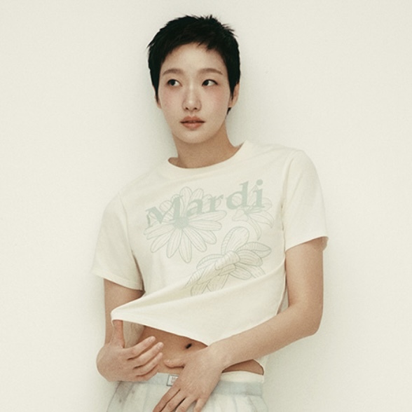 MARDI MERCREDI 修身款 花卉 奶油底短袖 上衣 春夏服飾 金高銀同款 韓國代購