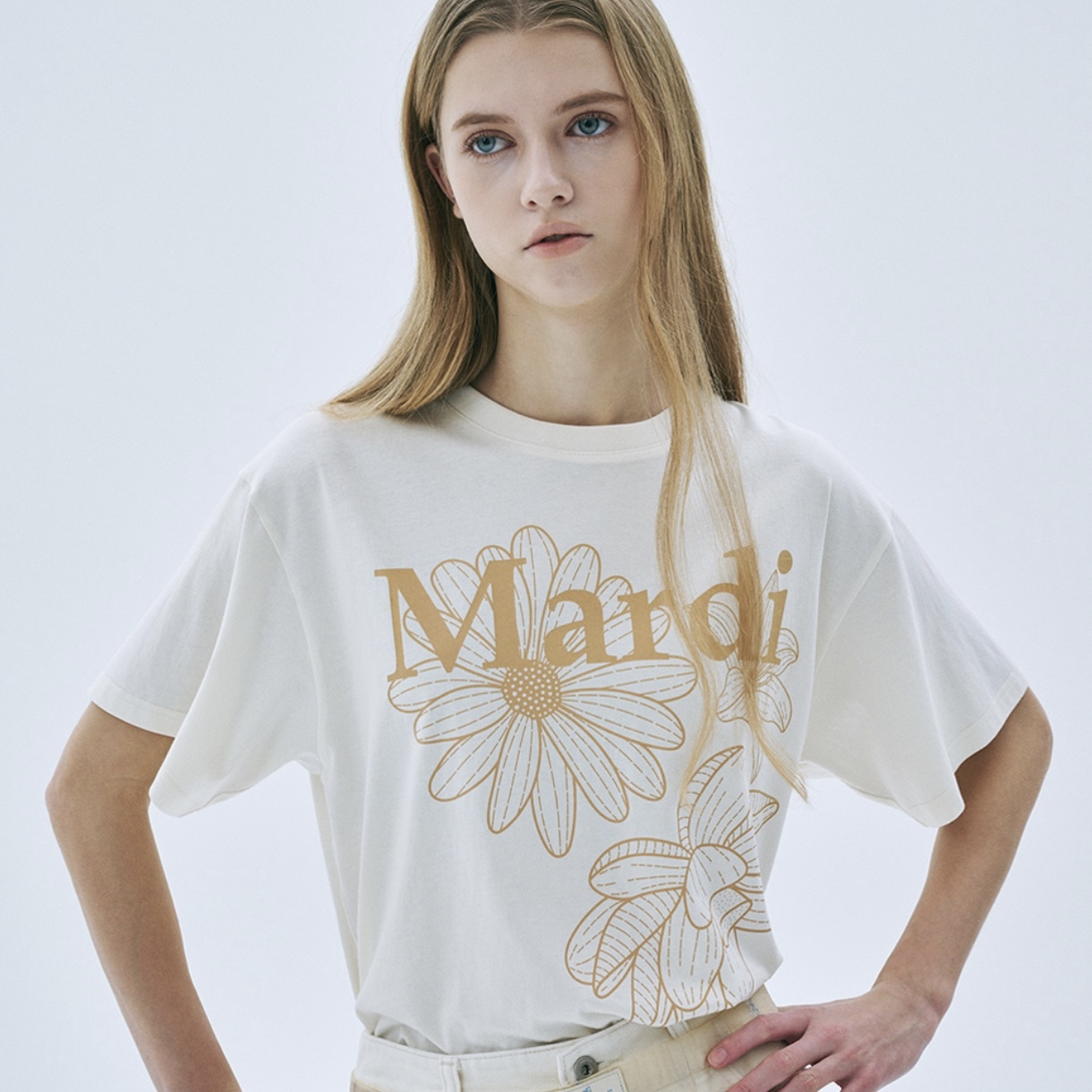 MARDI MERCREDI 奶油底 經典花朵 短袖 上衣 春夏服飾 金高銀同款 韓國代購