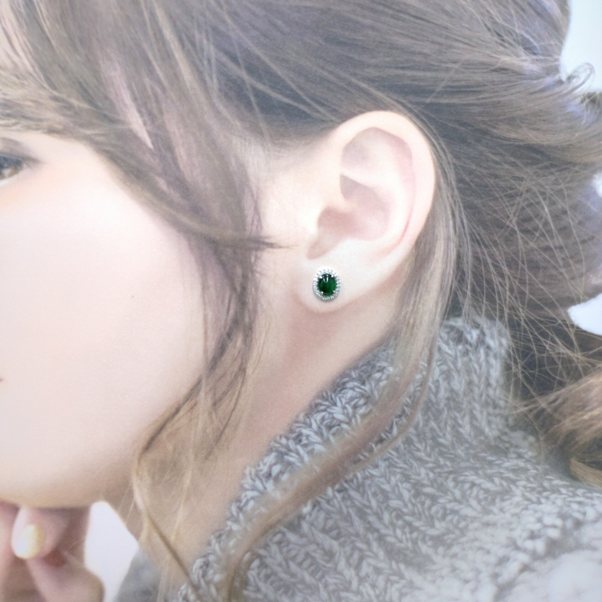 全新18K白金翡翠配18份鑽石耳環