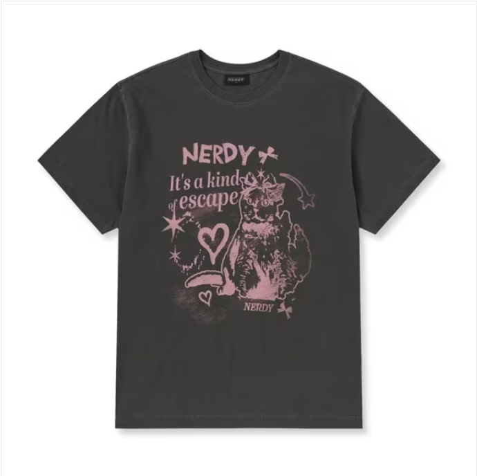 [K] NERDY TOMBOY NERO PIGMENT S/S T-SHIRT CHARCOAL, PNEU25ST0920 (KN104)
