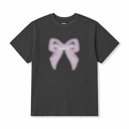 [K] NERDY RIBBON S/S T-SHIRT CHARCOAL, PNEU25ST0720 (KN111)
