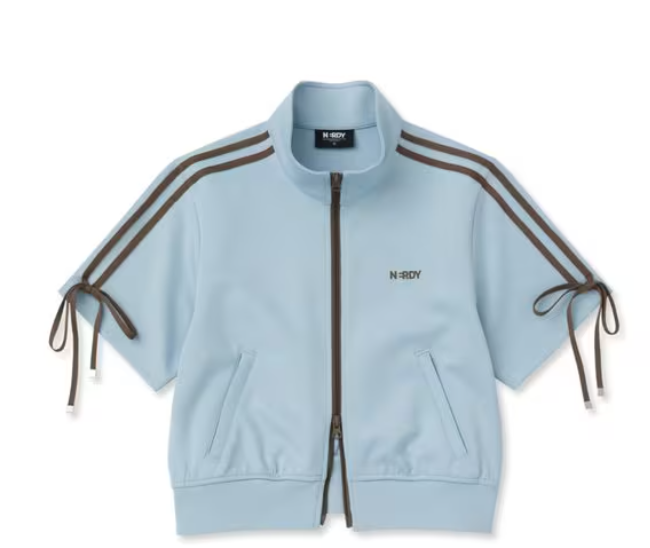 [K] NERDY W'S RIBBON SEMI-CROPPED S/S TRACK TOP 25SS LIGHT BLUE, PNES25TR1051 (KN116)