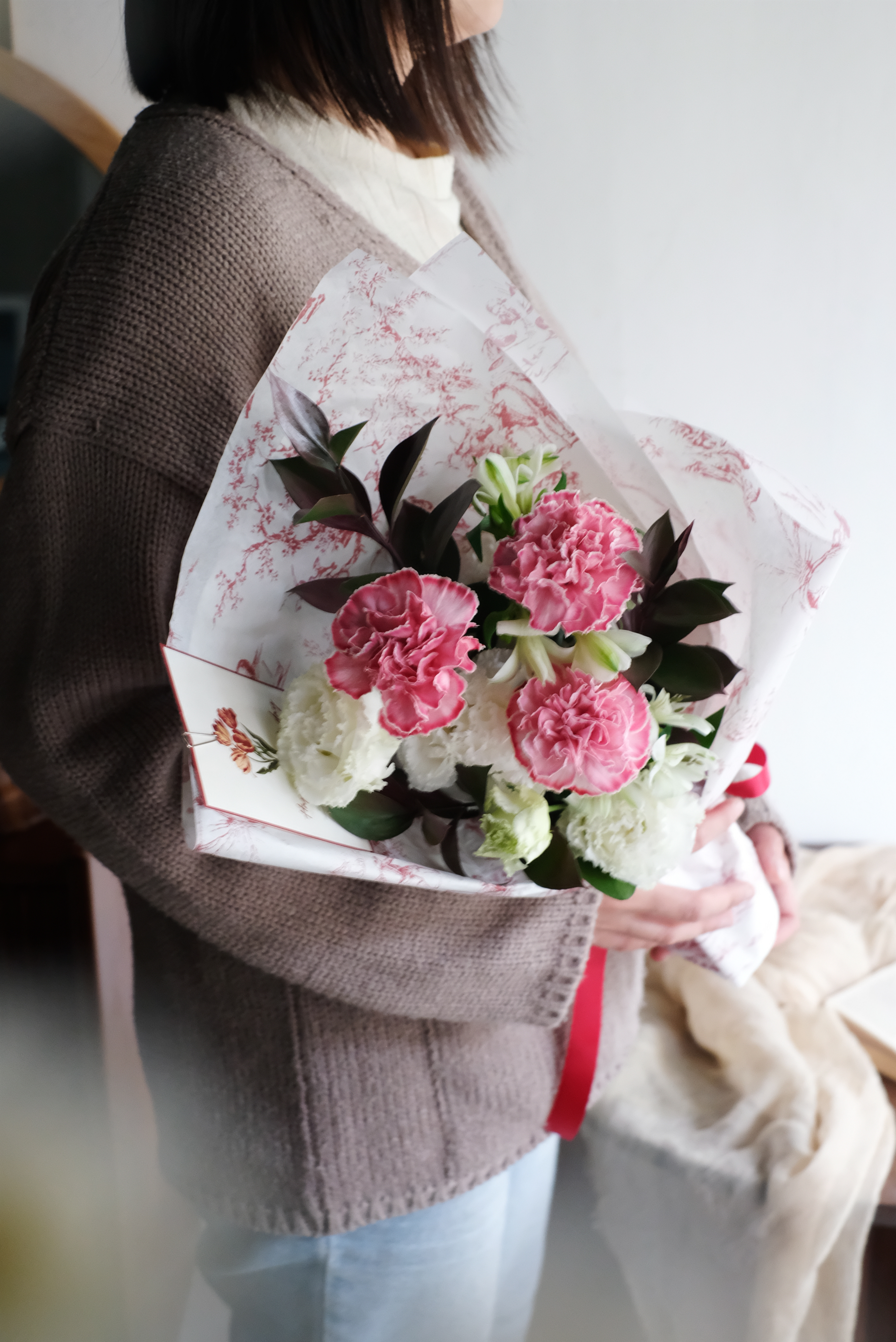 心之緋紅|緋紅康乃馨花束