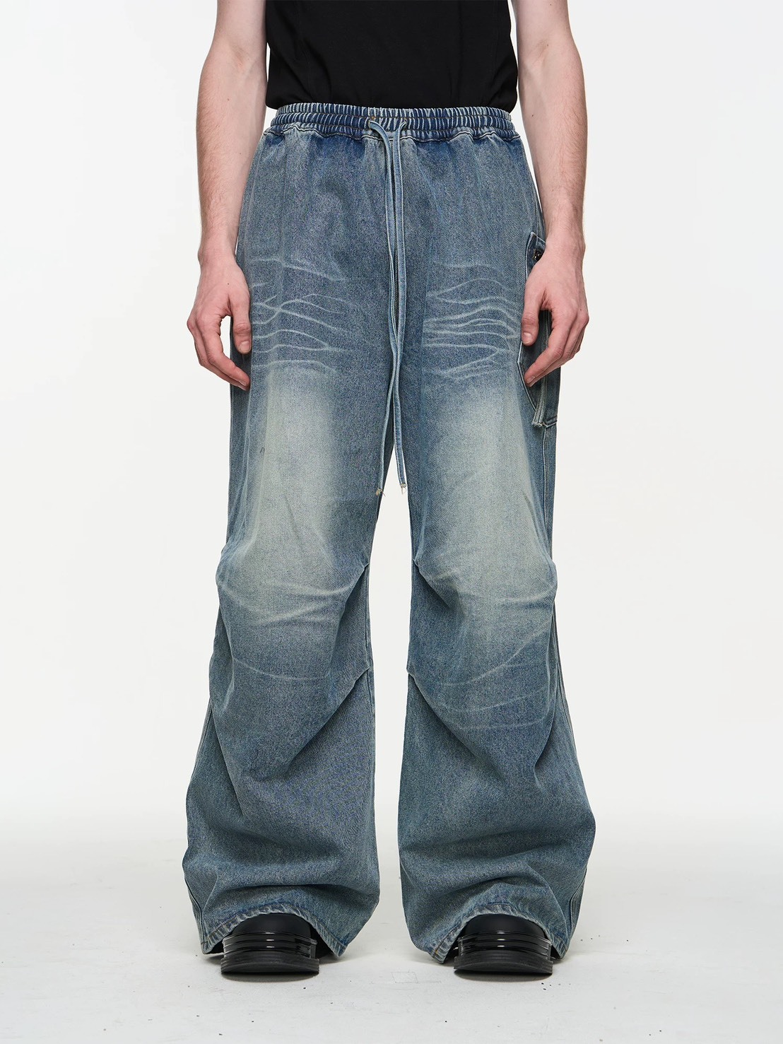 BLINDNOPLAN  水洗做舊 鬆緊腰圍 立體捏褶 牛仔褲