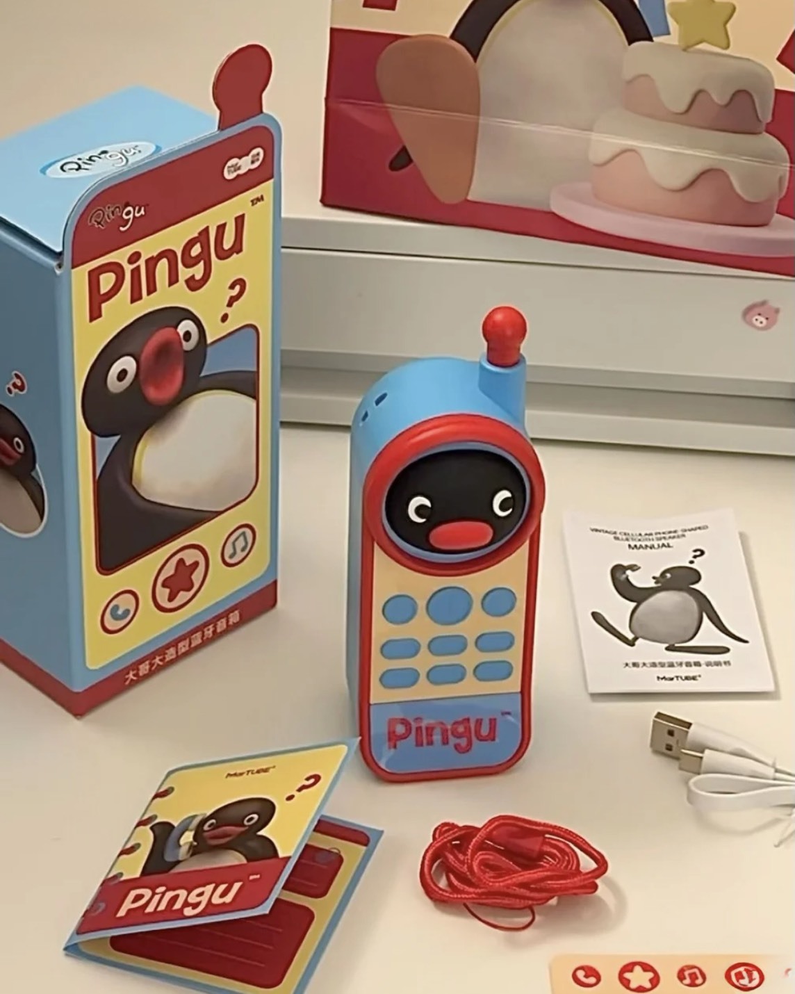 <正版授權>Pingu 企鵝家族 大哥大手機造型 無線音響 便攜 禮盒版