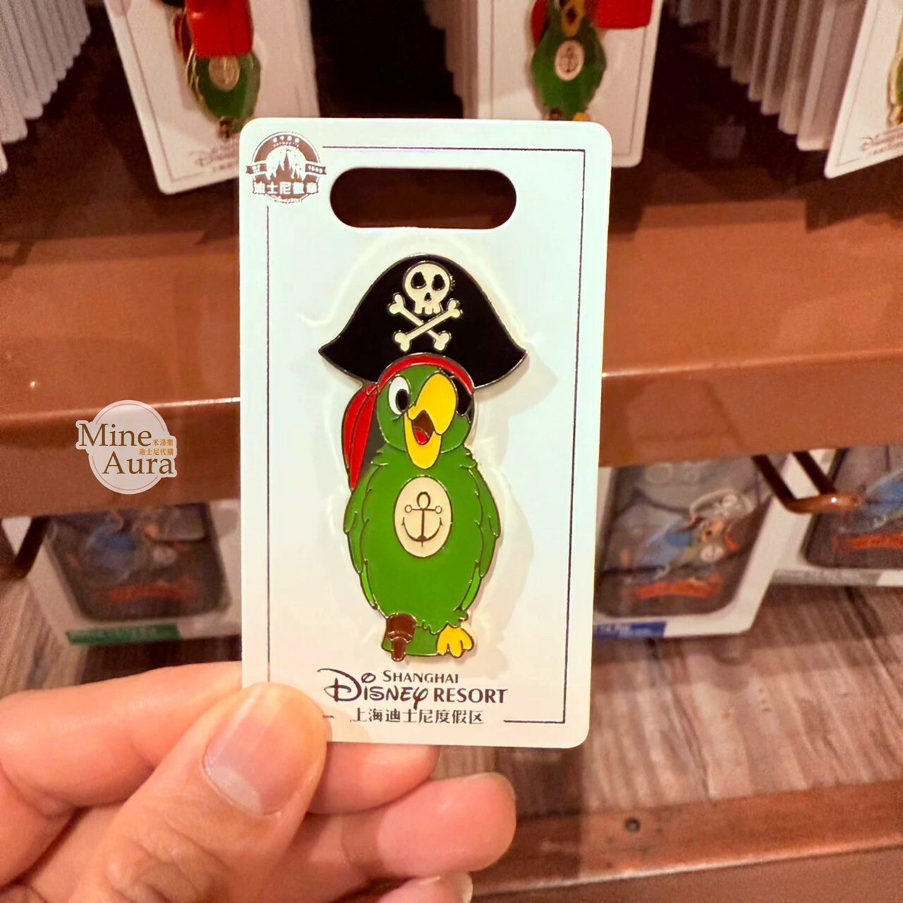 加勒比海盜 獨眼鸚鵡 造型 徽章 PIN -上海迪士尼樂園