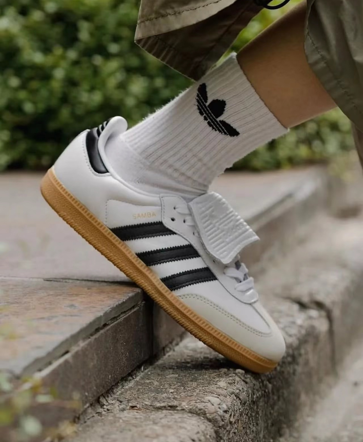 ADIDAS ORIGINALS SAMBA LONG TONGUES 翻蓋鞋舌 焦糖底 白色 IG4279