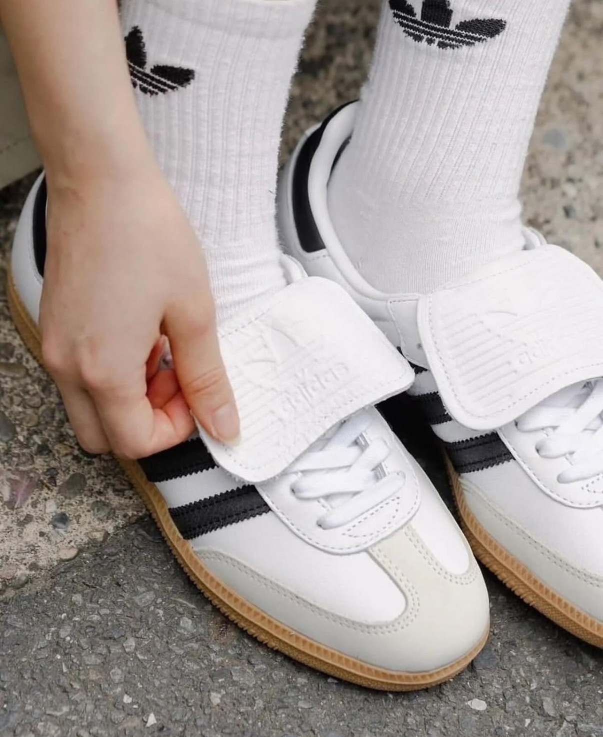 ADIDAS ORIGINALS SAMBA LONG TONGUES 翻蓋鞋舌 焦糖底 白色 IG4279