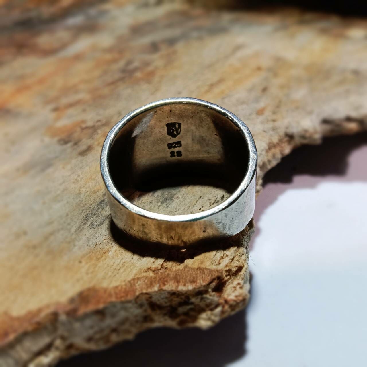 Black Venom Jewelry- Freedom & Prayer 美國Thunder Mountain松石