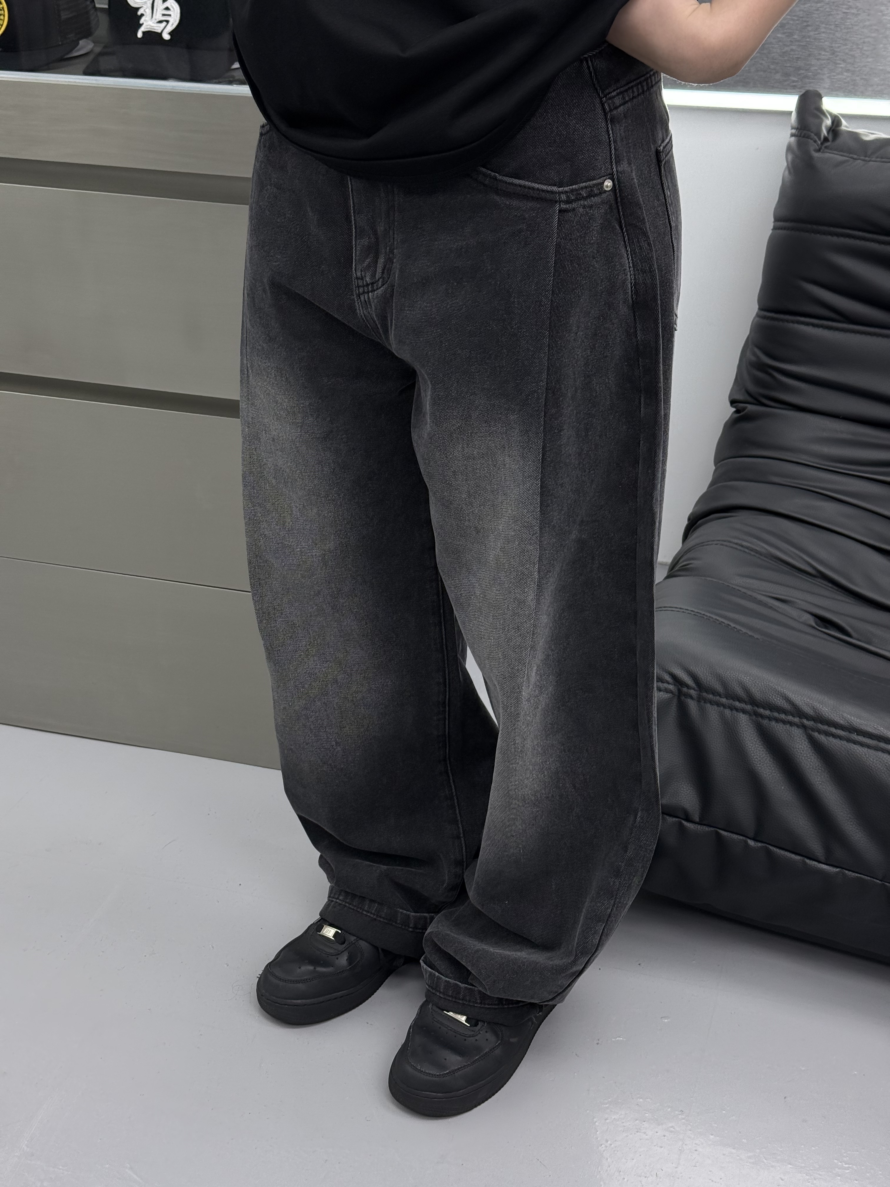 打摺刷色彎刀牛仔褲