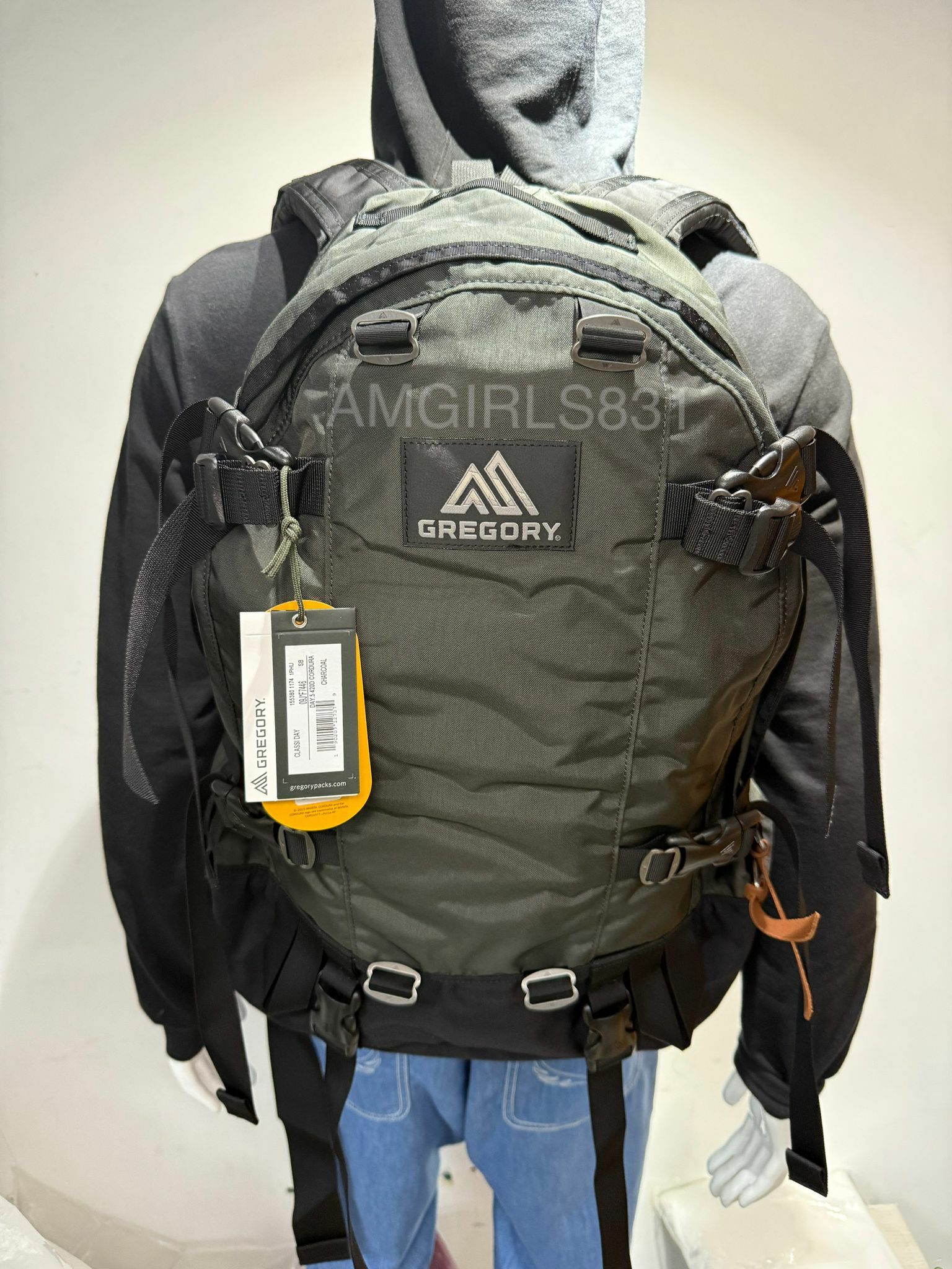 Gregory day and half charcoal