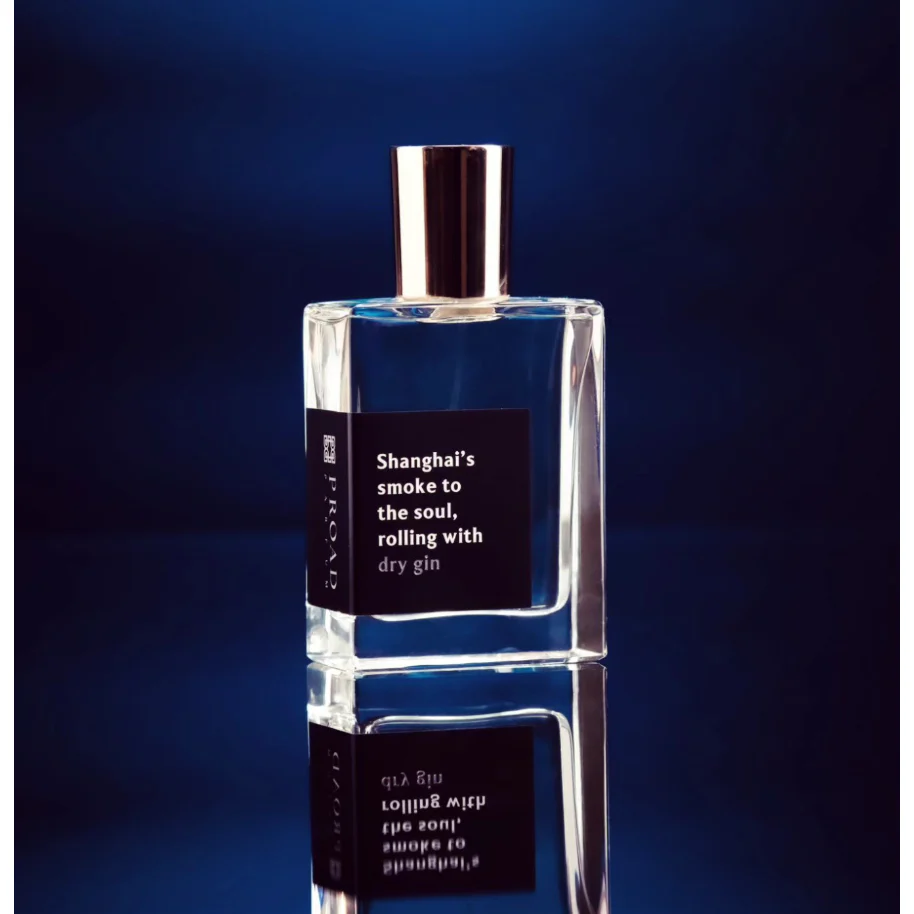Proad Shanghai's smoke to the soul, rolling with dry gin 60ml