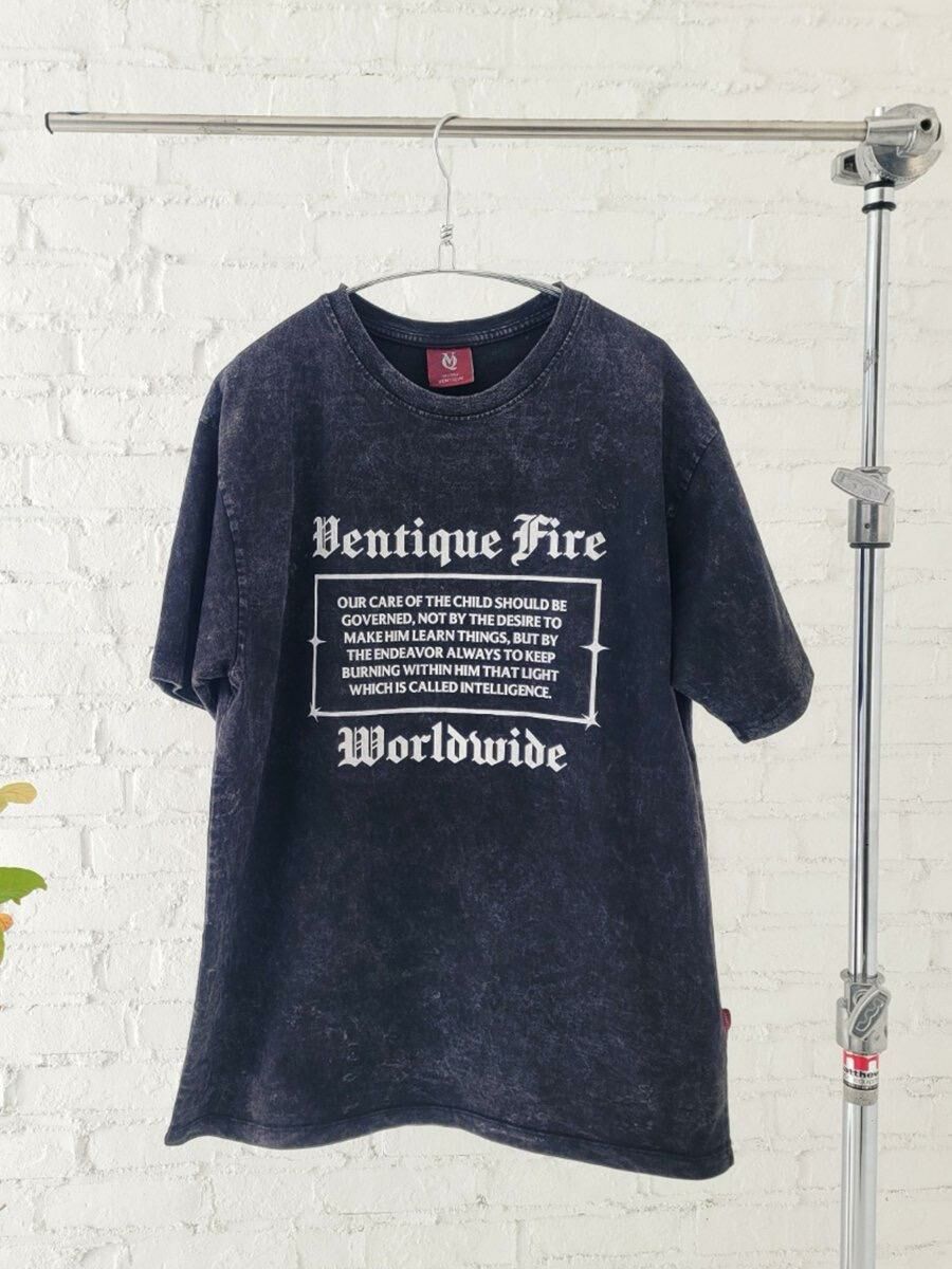 洗水英文字圖案短袖Tee VENTIQUE-046T