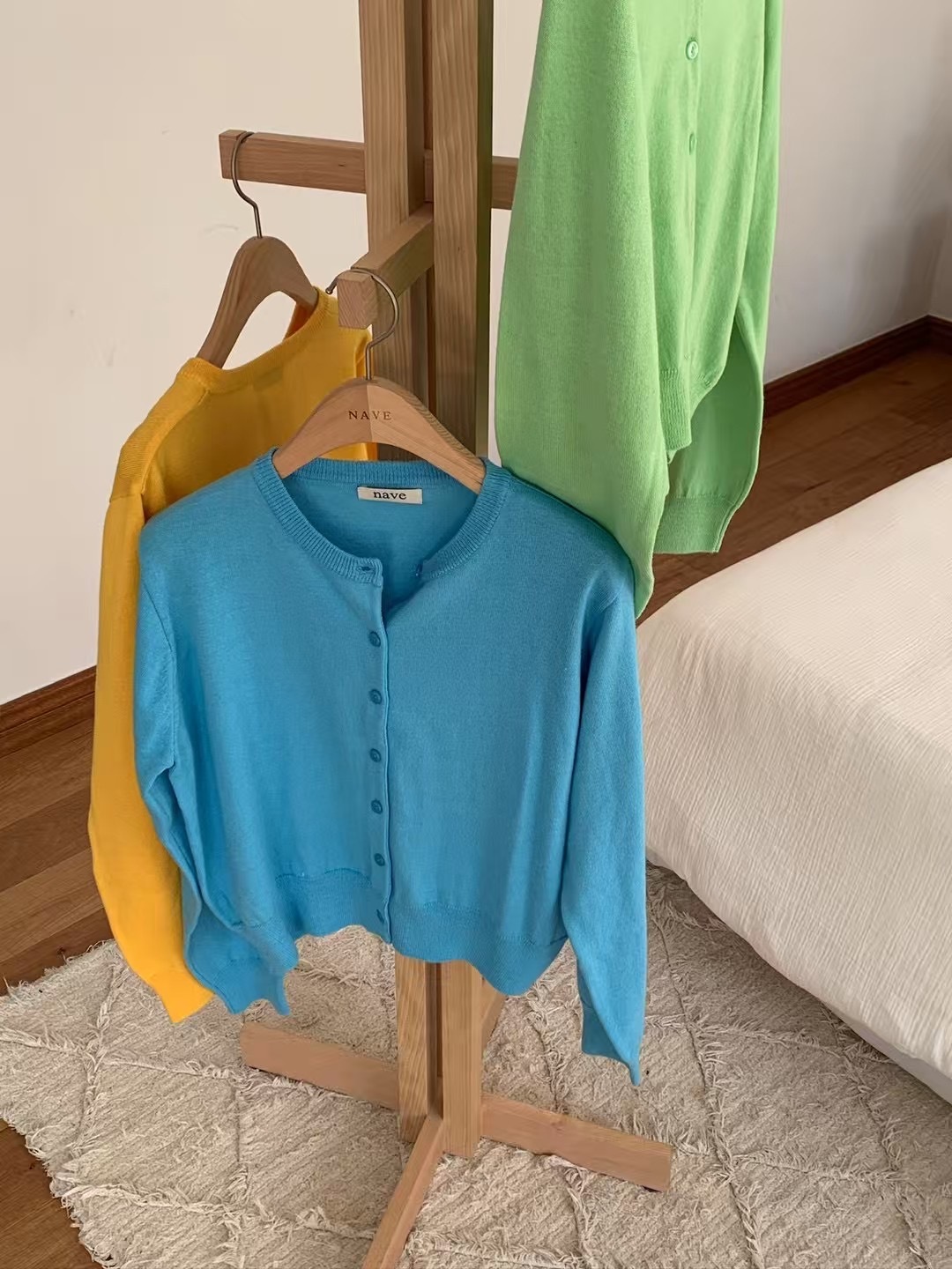 百搭短身針織外套