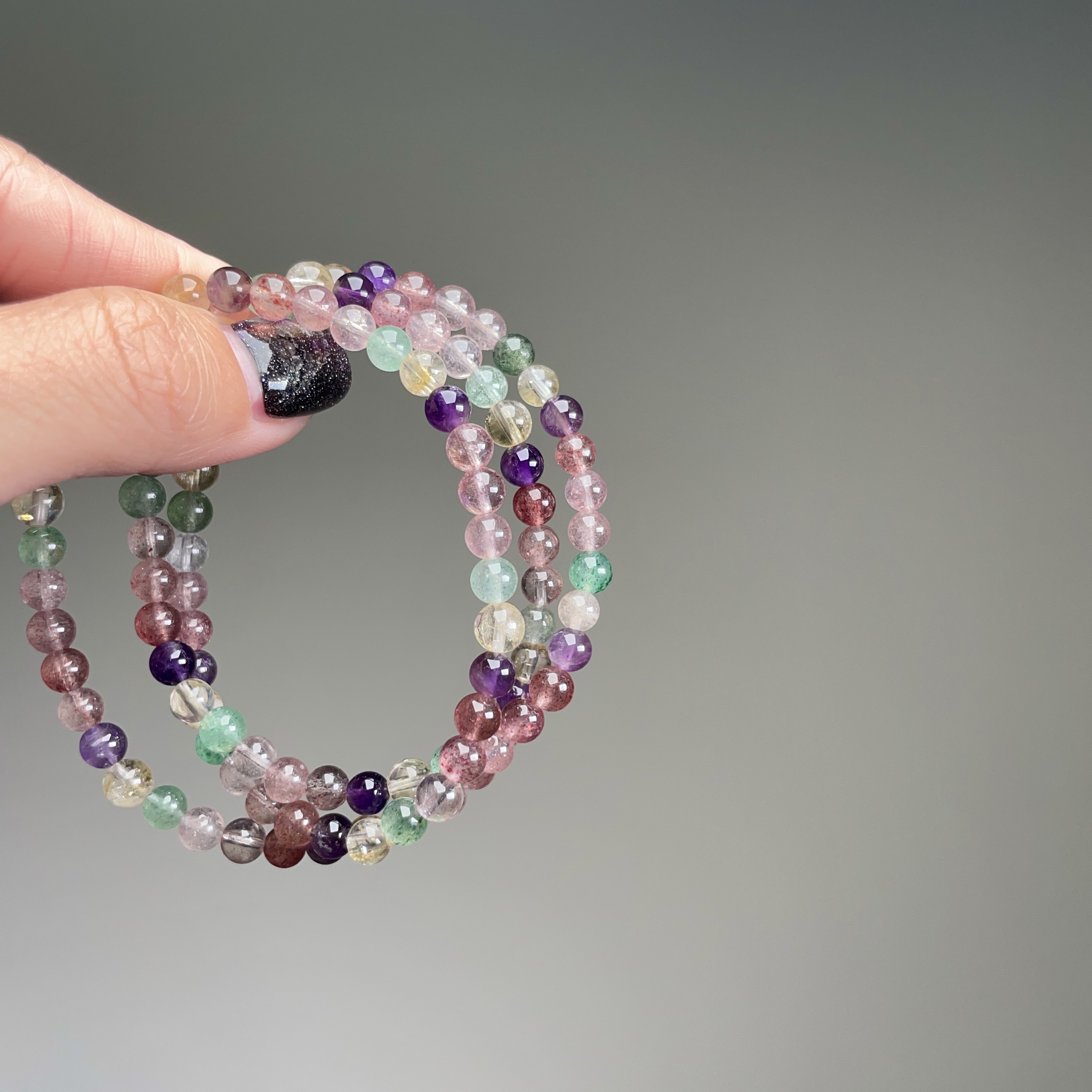 草莓晶＆多彩三圈