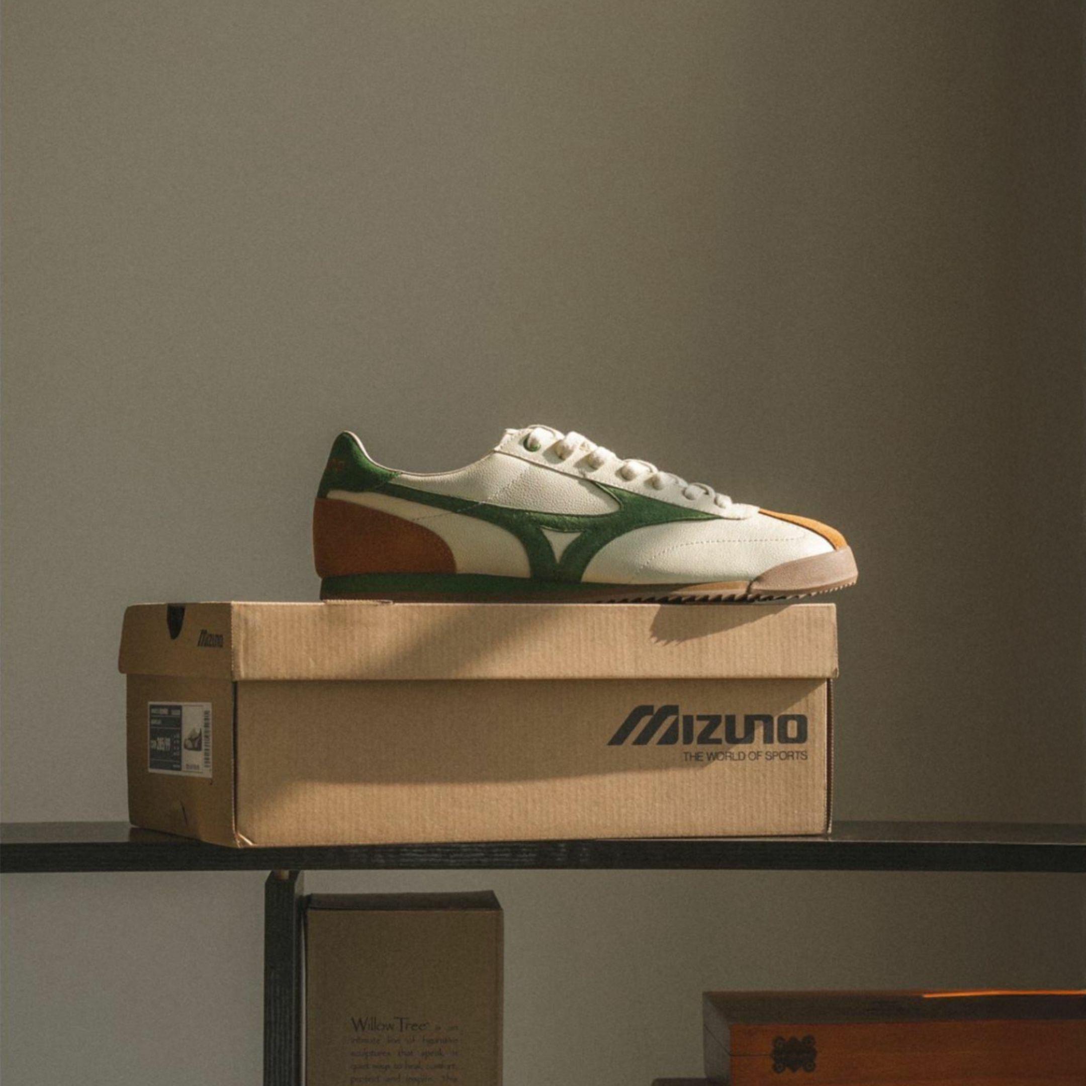 NICEDAY 代購 Mizuno LG 60S Slipon 摩卡綠 綠色 大地色 德訓鞋 薄底鞋 D1GH230305