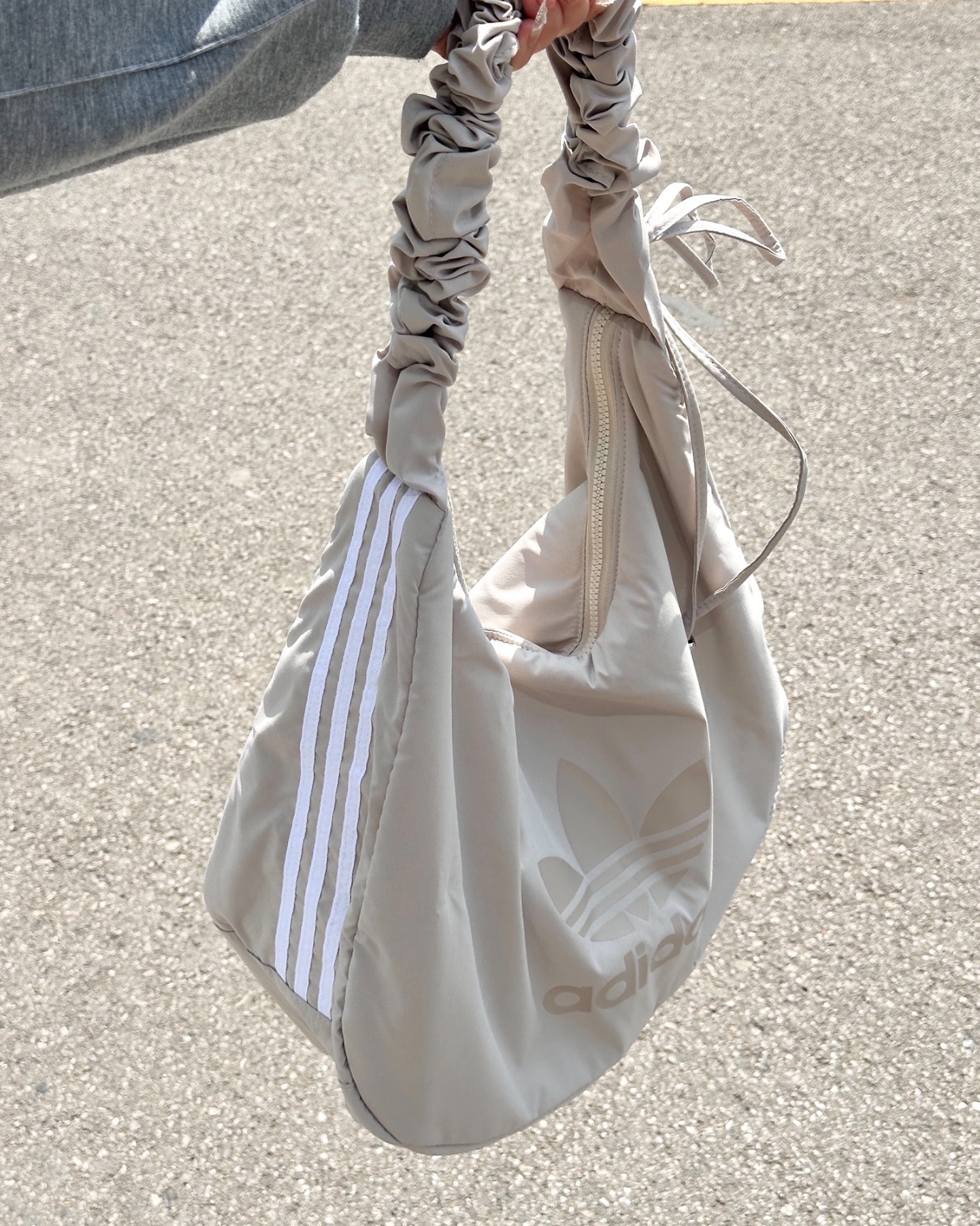 Adidas Originals  Bag 提手雲朵包 單肩包 腋下包 奶茶色