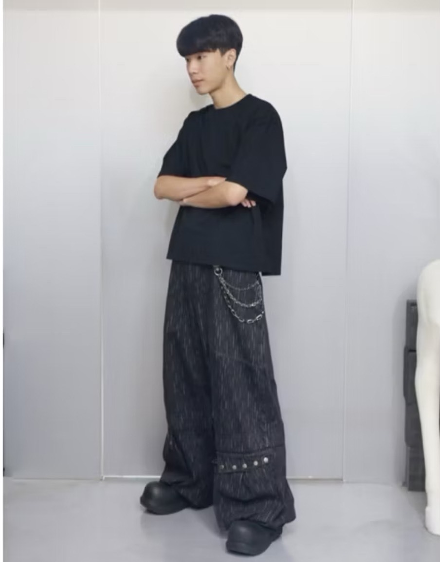 BOXY FIT 短寬短袖上衣