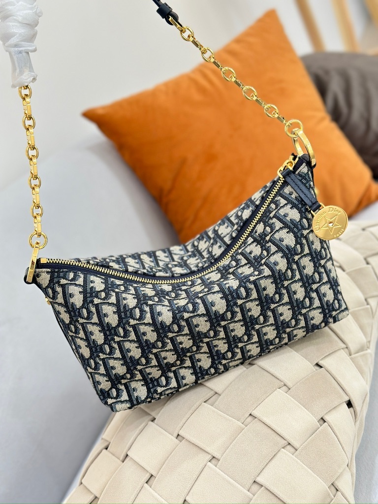 DIOR Diorstar Hobo Bag with Chain