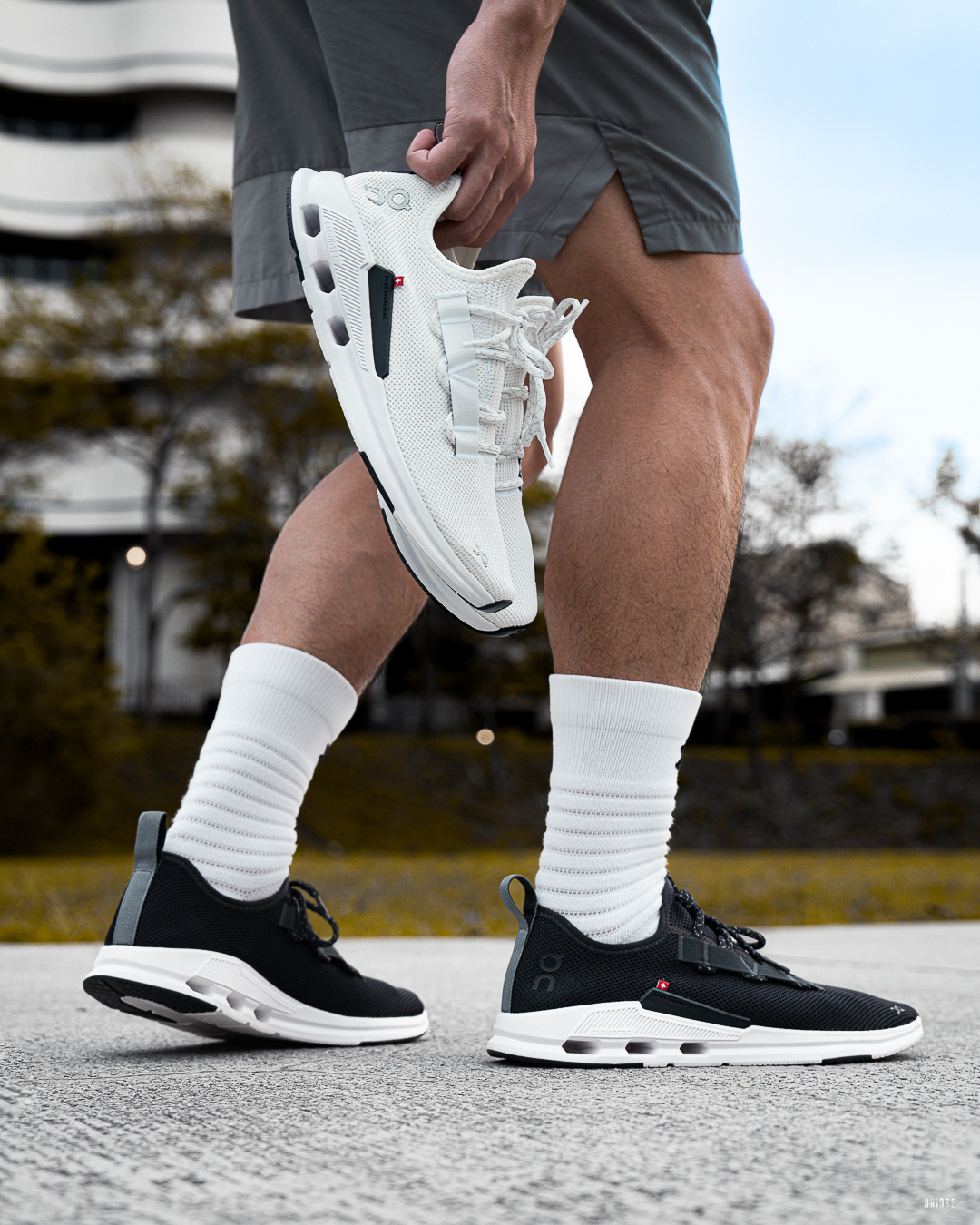 『限時1日 突發折扣』ON 昂跑 『跑鞋界勞斯萊斯』 CloudeasyUndyed 76.98444