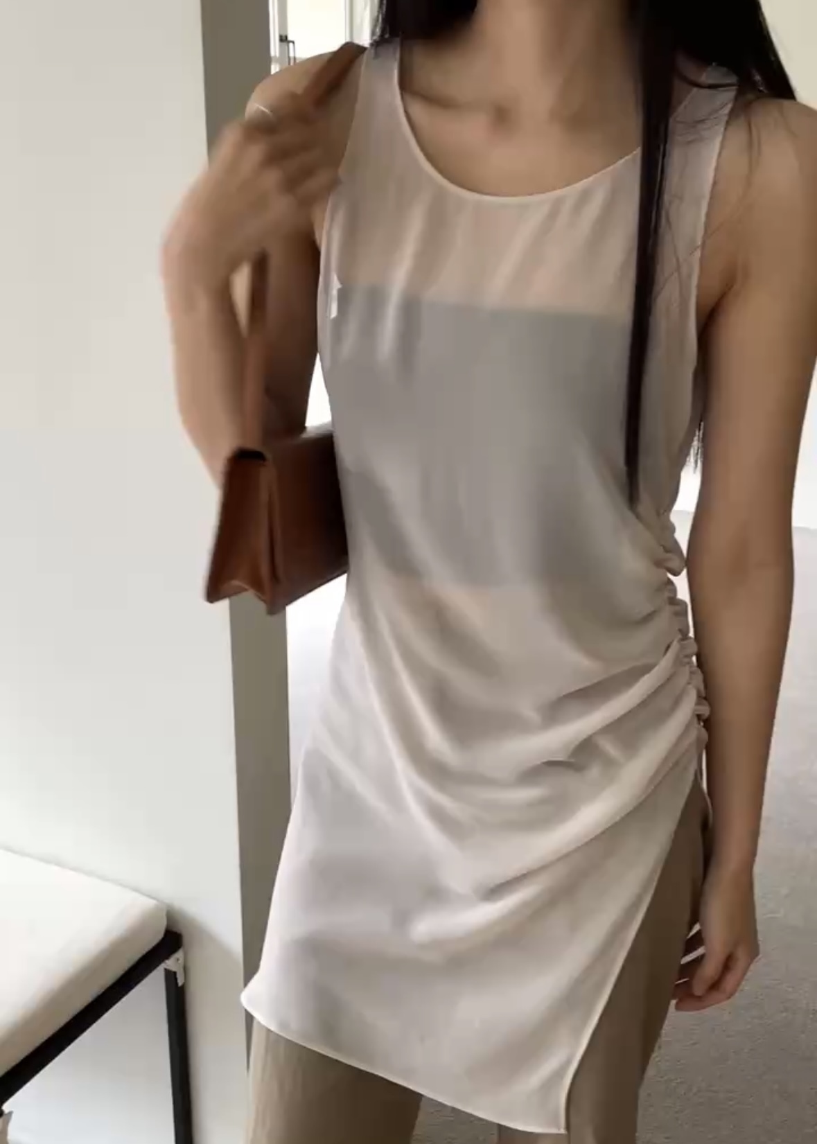 透感抓皺長版背心