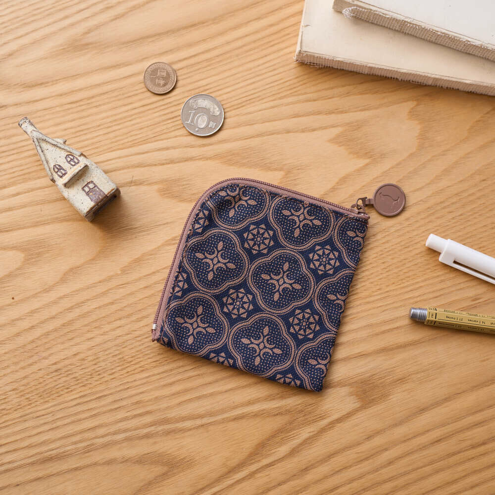 Zipper Card Purse/Begonia Glass Pattern/Midnight Blue