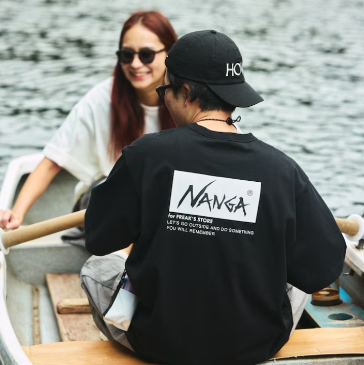 NANGA x FREAK'S STORE 別注 刺繍 ECO HYBRID LOGO TEE 背面方塊 圓領 短袖上衣 短T 短Tee