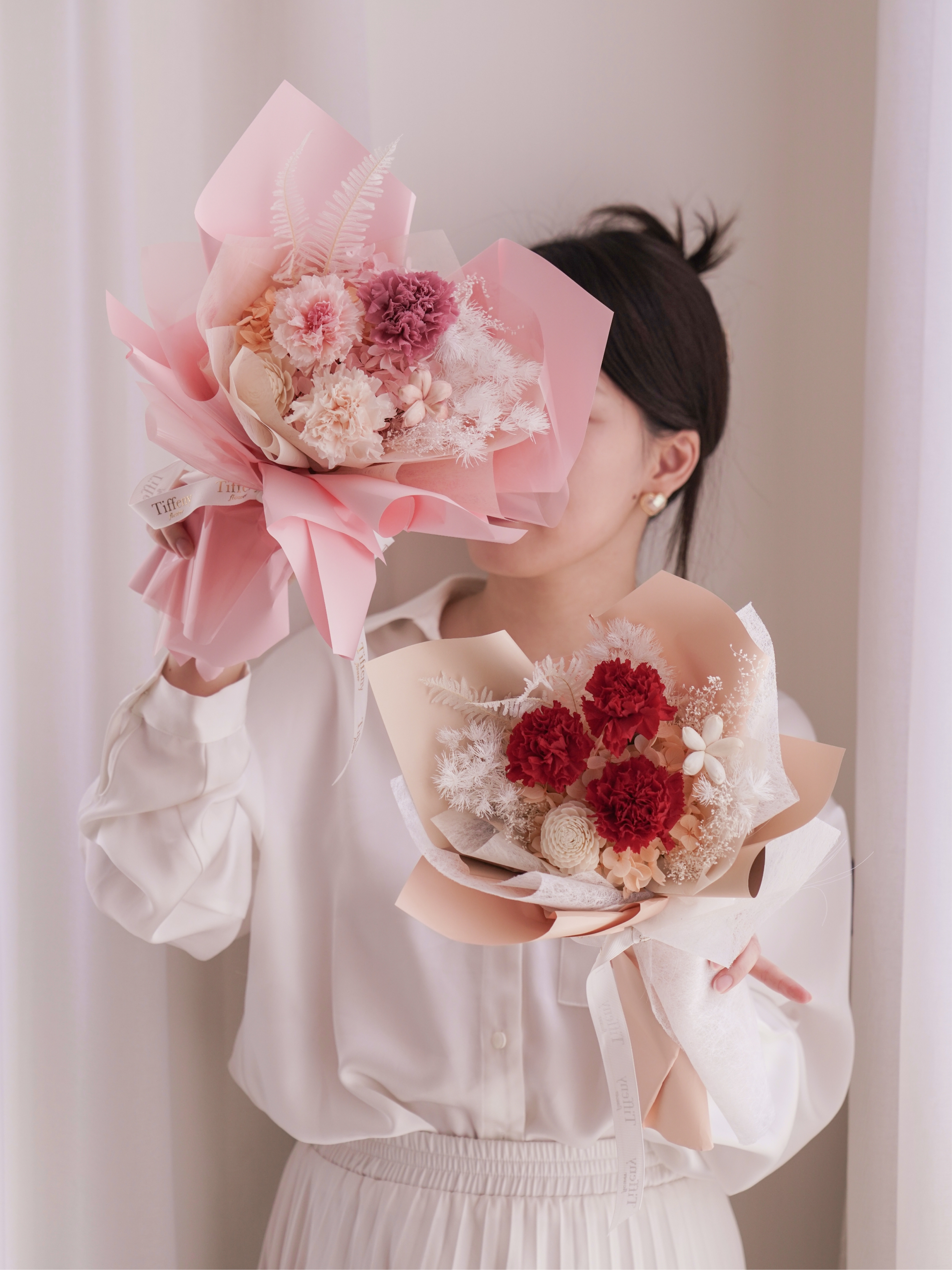 Classic Carnation Preserved Flower Bouquet