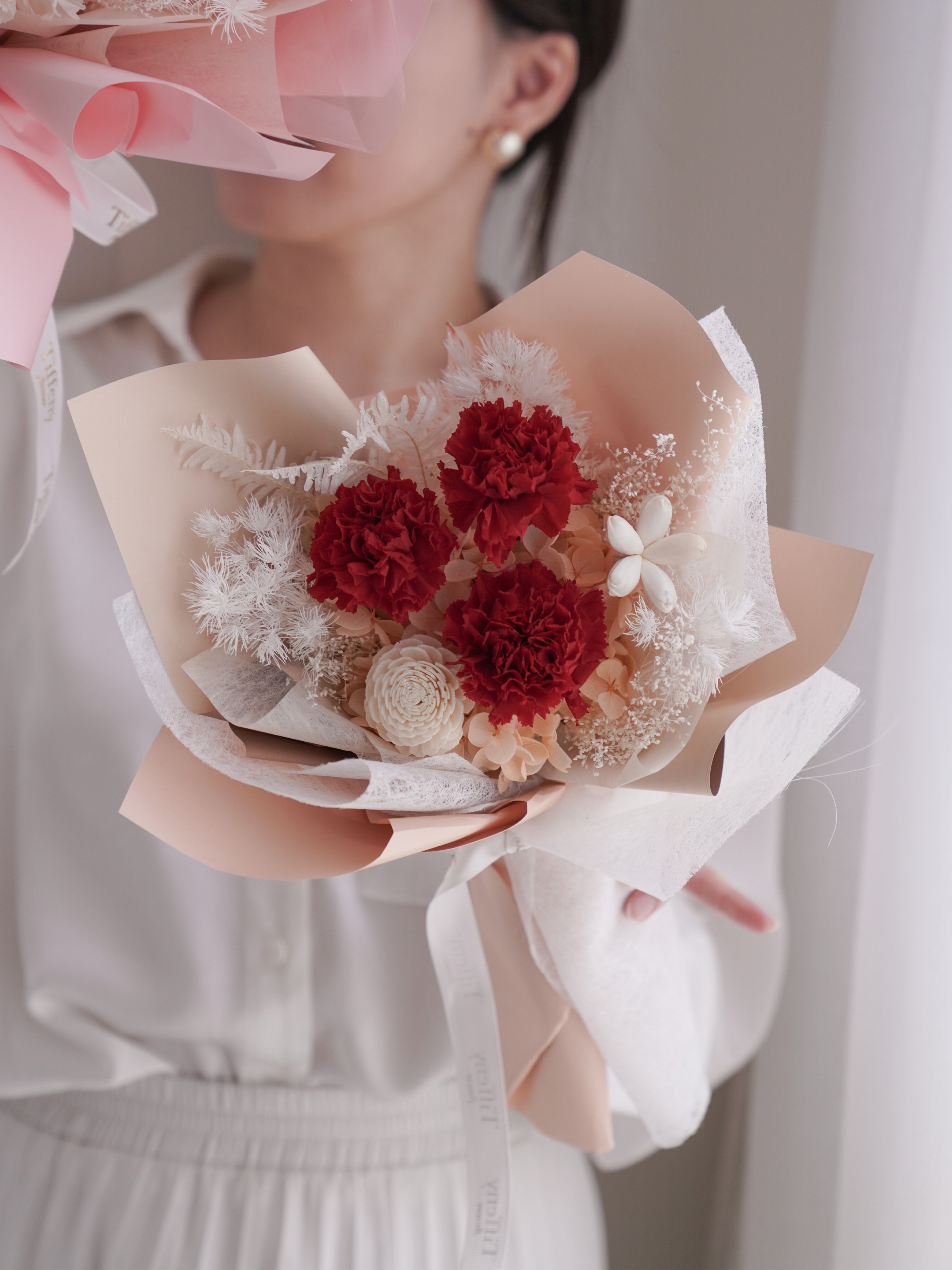 Classic Carnation Preserved Flower Bouquet