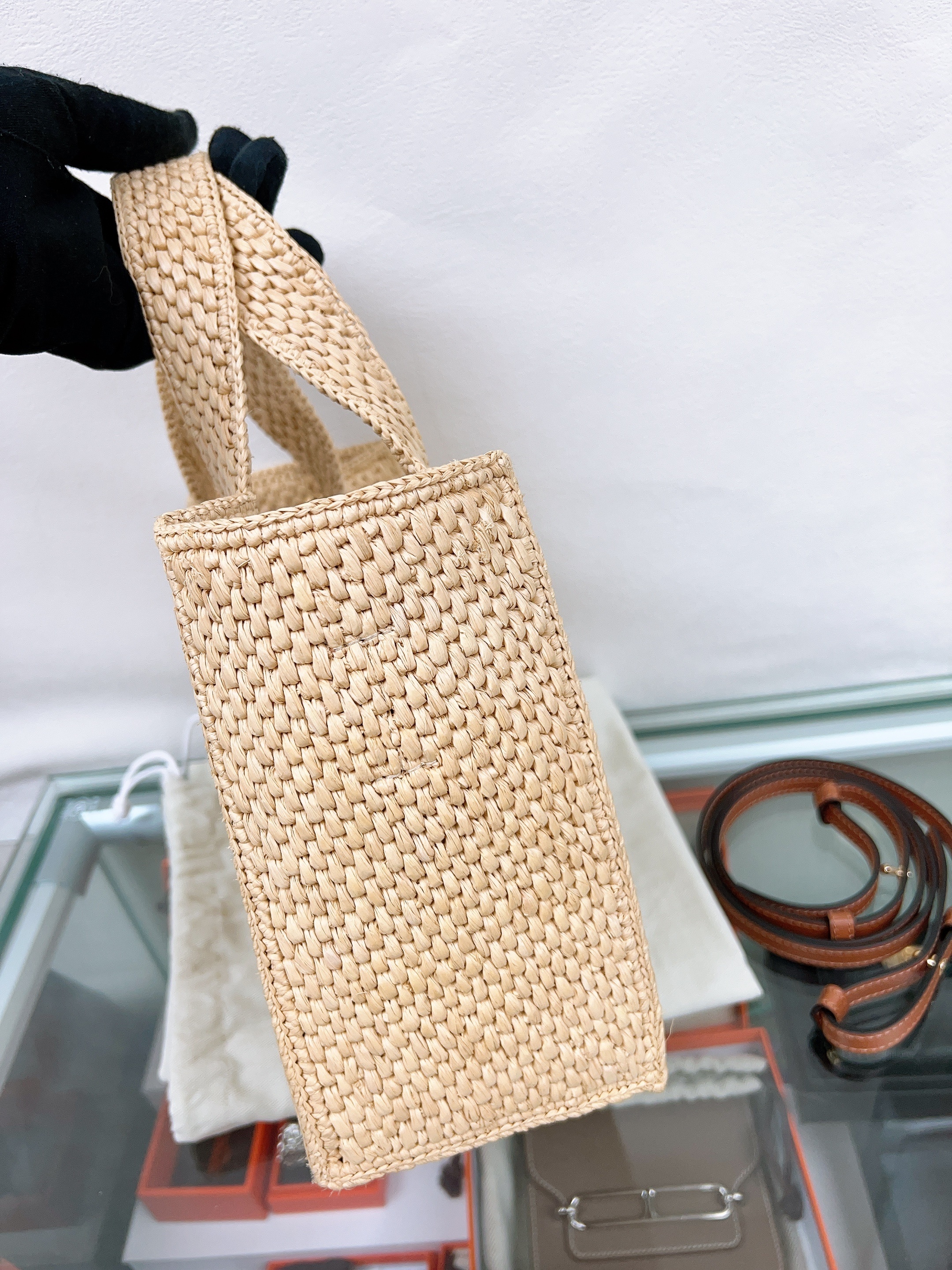 *Unused* Loewe font tote small