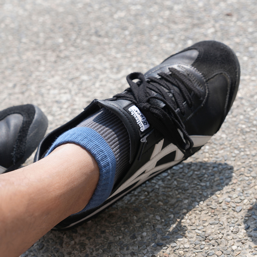 《日和ひより》立體足間五趾襪-暖灰藍-船型-L〈除臭/厚底〉