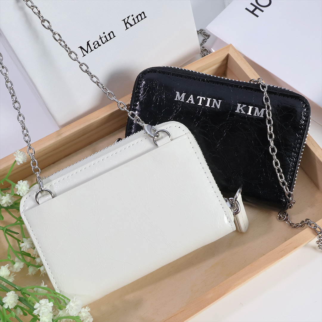 ★MATIN KIM ★GLOSSY COMPACT WALLET MUSINSA | MATIN KIM GLOSSY COMPACT WALLET IN BLACK